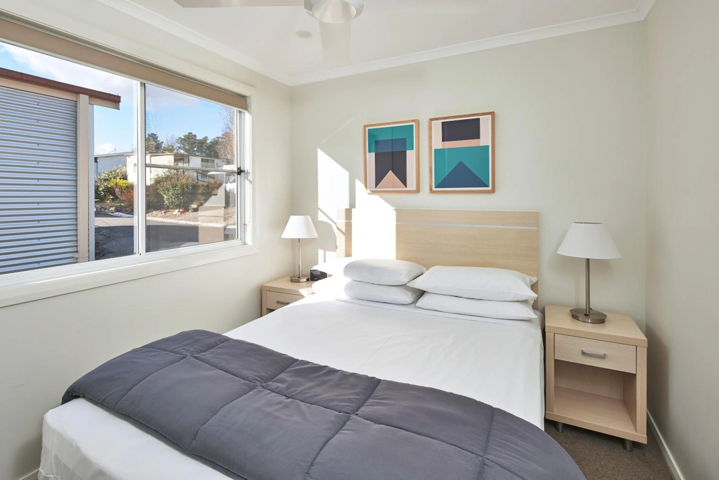 Bed in NRMA Bathurst Panorama Holiday Park