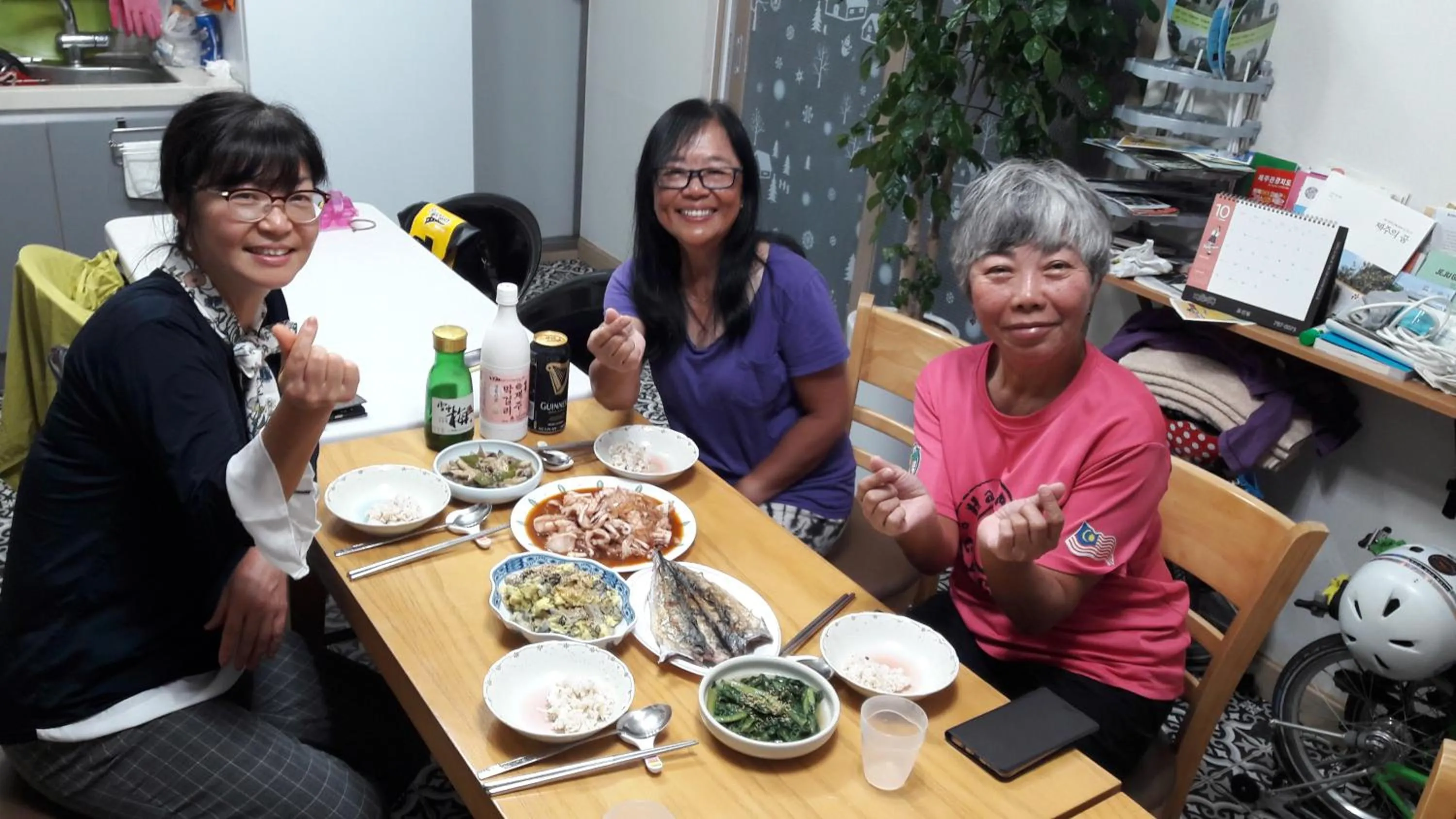 Restaurant/places to eat in Blue Island Guesthouse