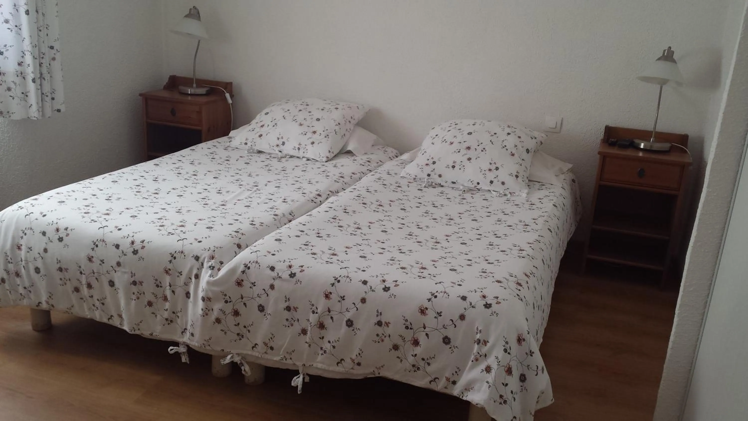 Bedroom in Hôtel Le Clos des Pins