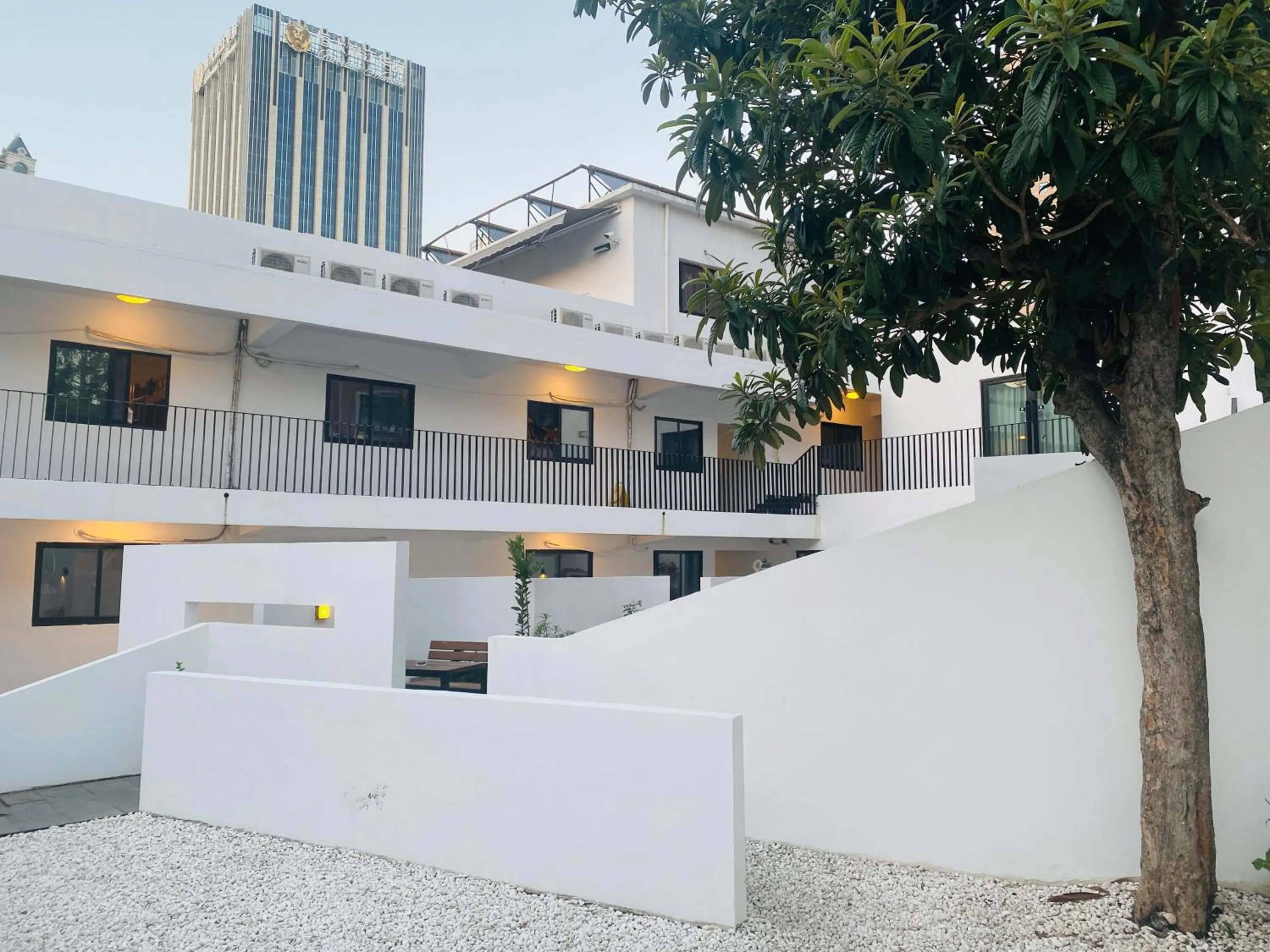 Property building in Dayin International Youth Hostel - Oriental Pearl & Lujiazui