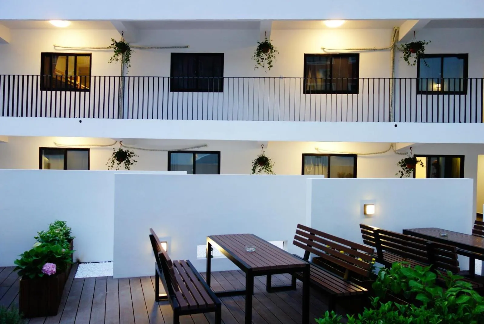 Garden view in Dayin International Youth Hostel - Oriental Pearl & Lujiazui