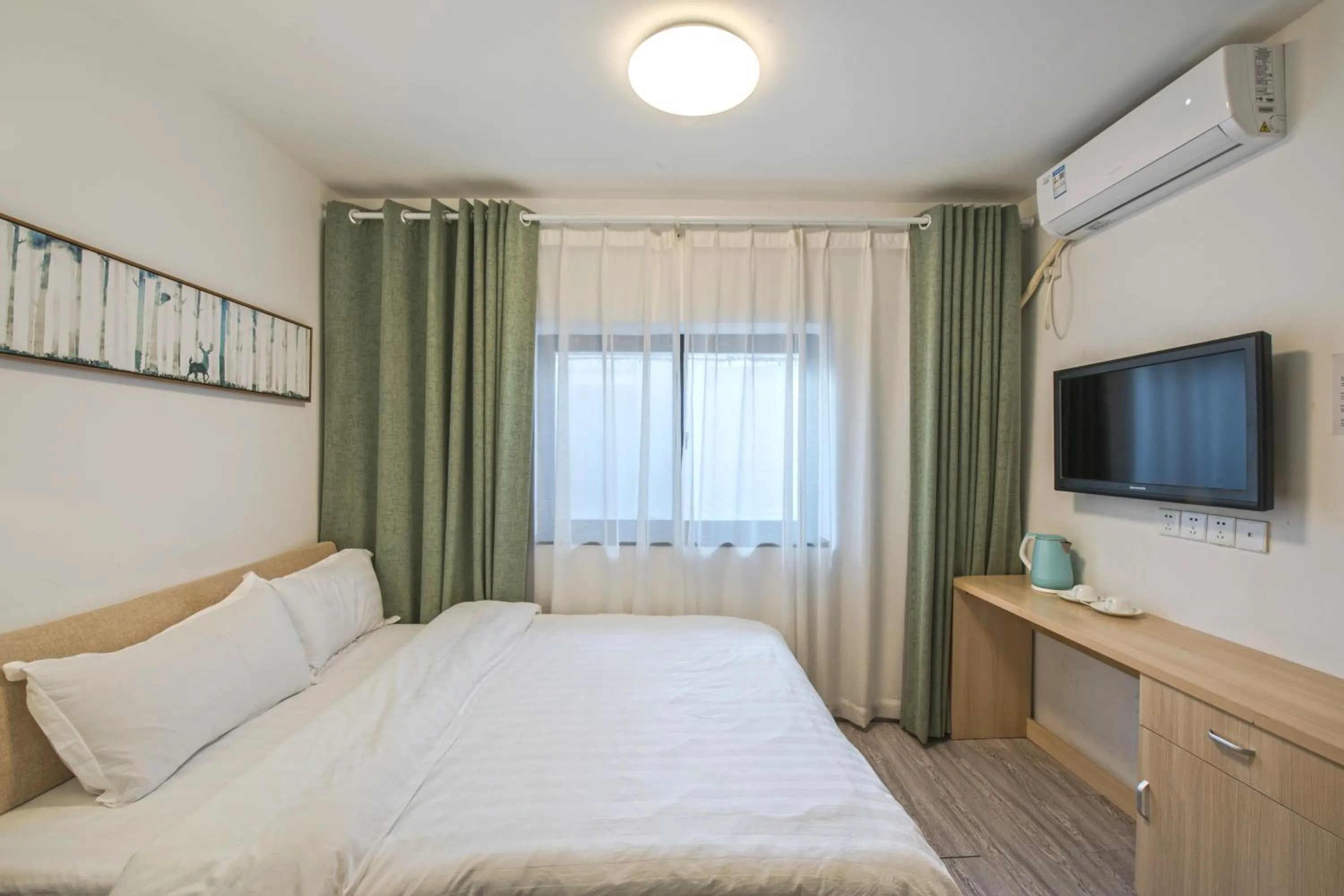 bunk bed, Bed in Dayin International Youth Hostel - Oriental Pearl & Lujiazui