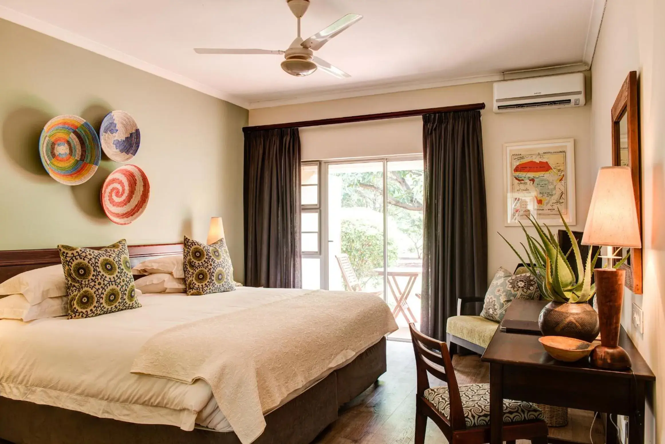 Twin/Double Room in Ghost Mountain Inn Twin/Double Room in Ghost Mountain Inn