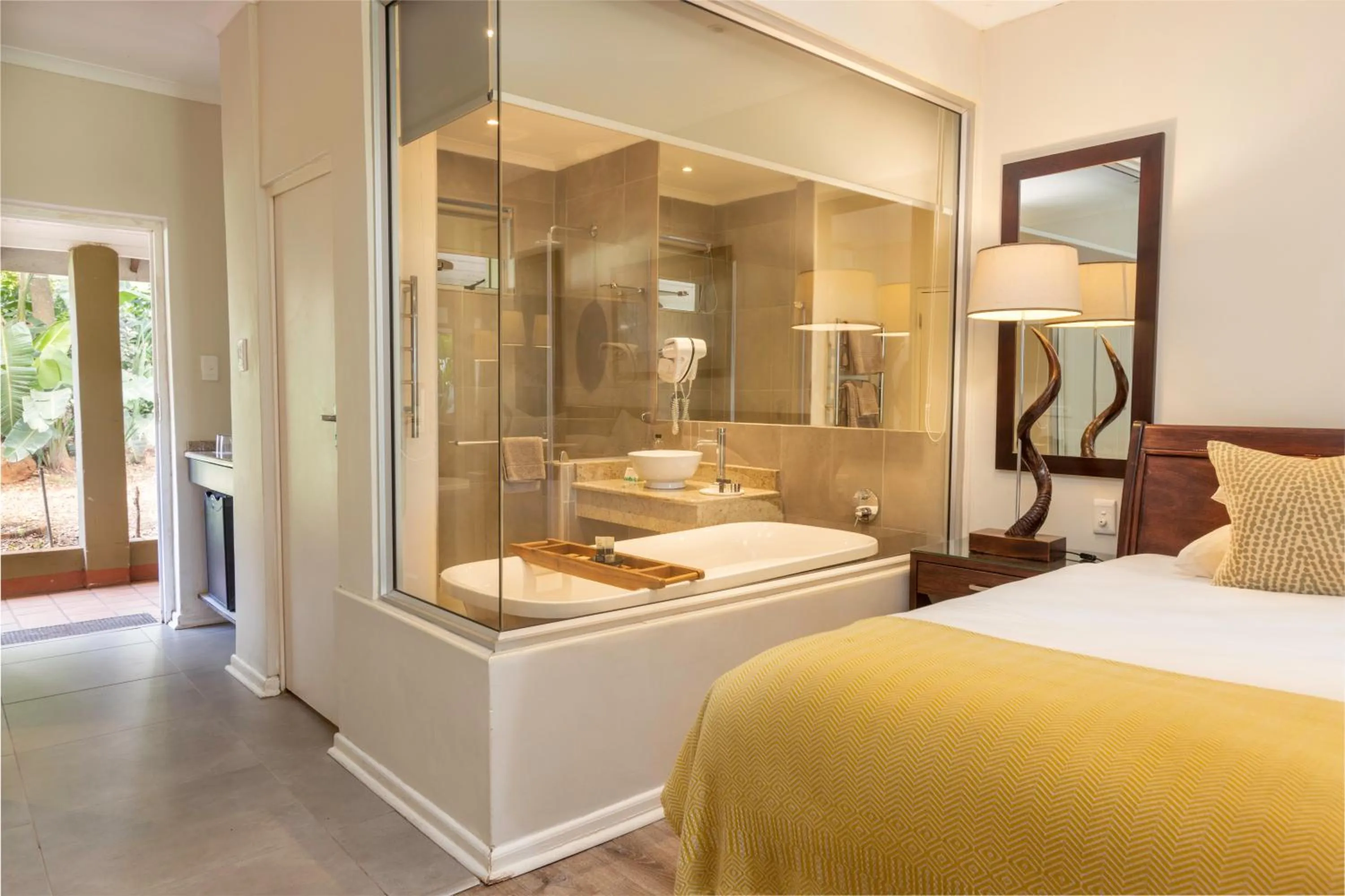 Shower, Bed in Ghost Mountain Inn