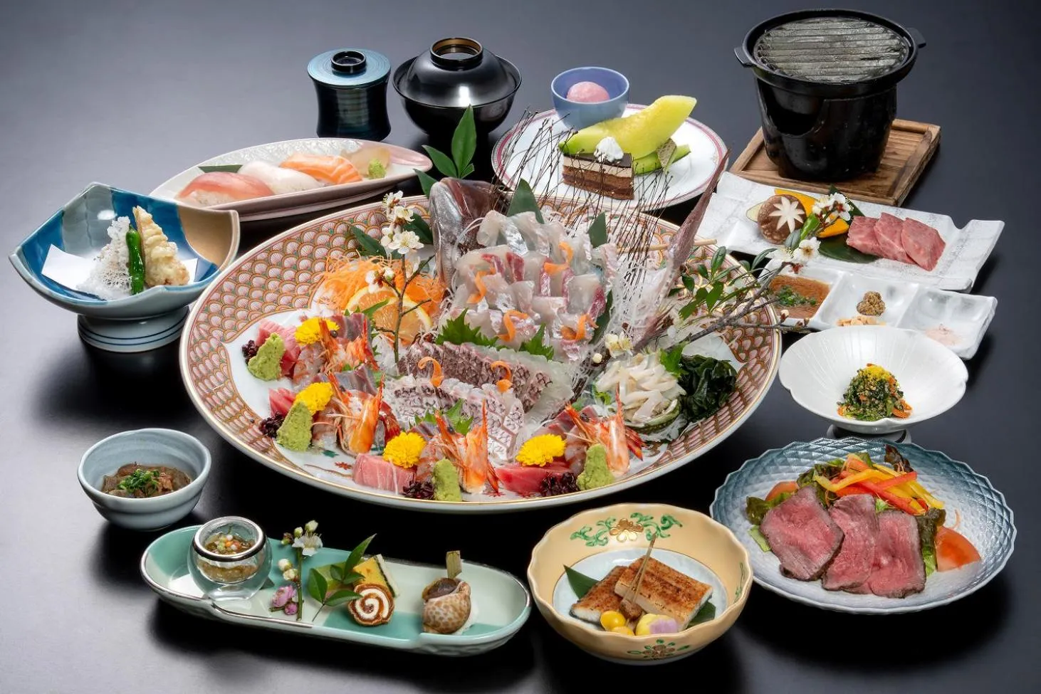 Dinner in Sagayamato Onsen Hotel Amandi