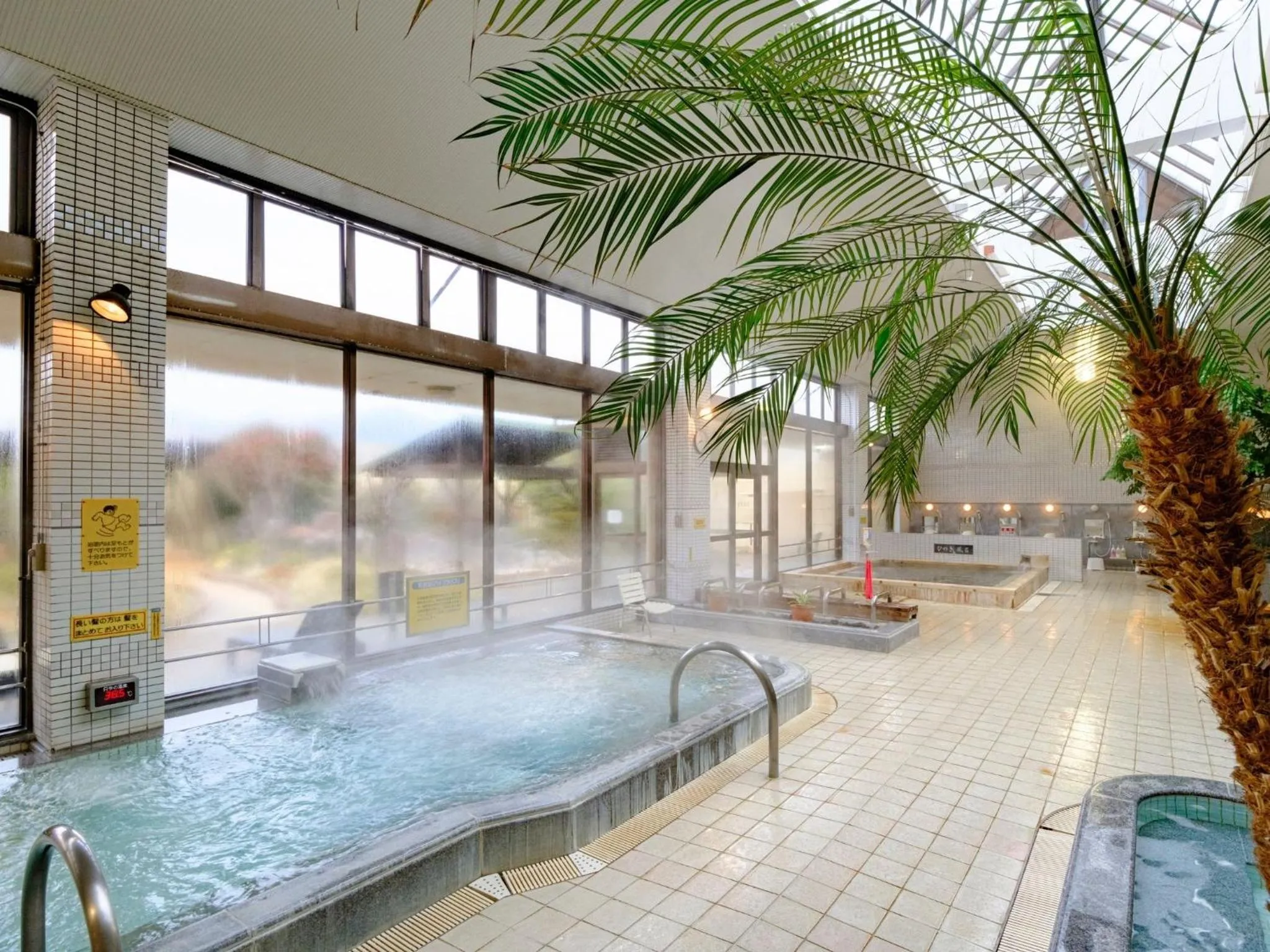 Public Bath in Sagayamato Onsen Hotel Amandi