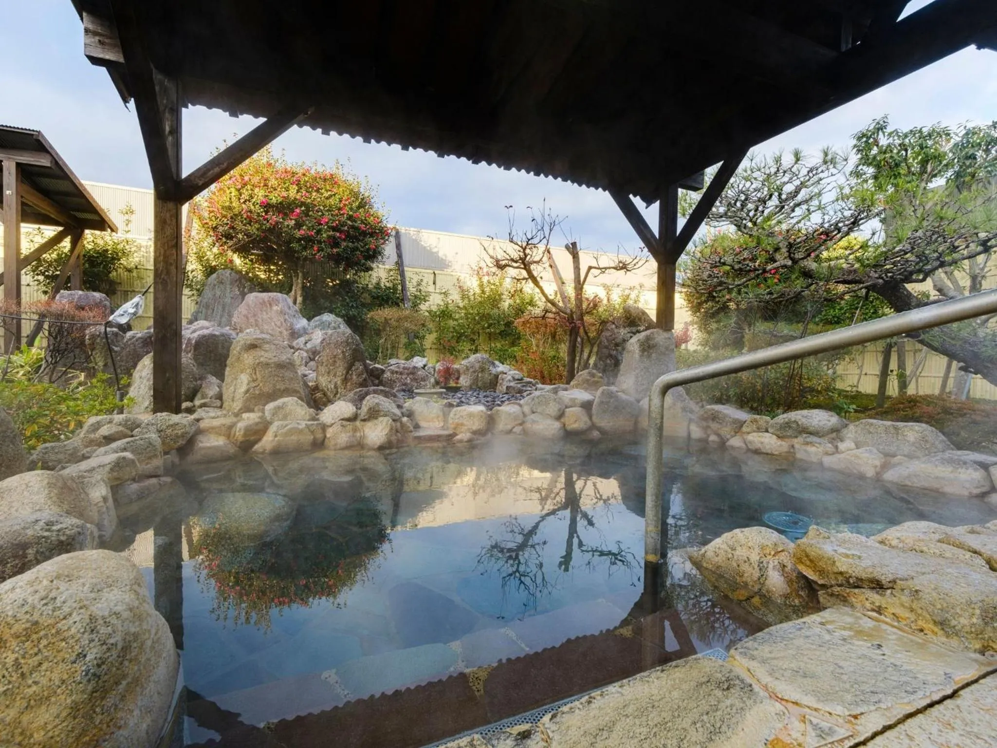 Open Air Bath in Sagayamato Onsen Hotel Amandi