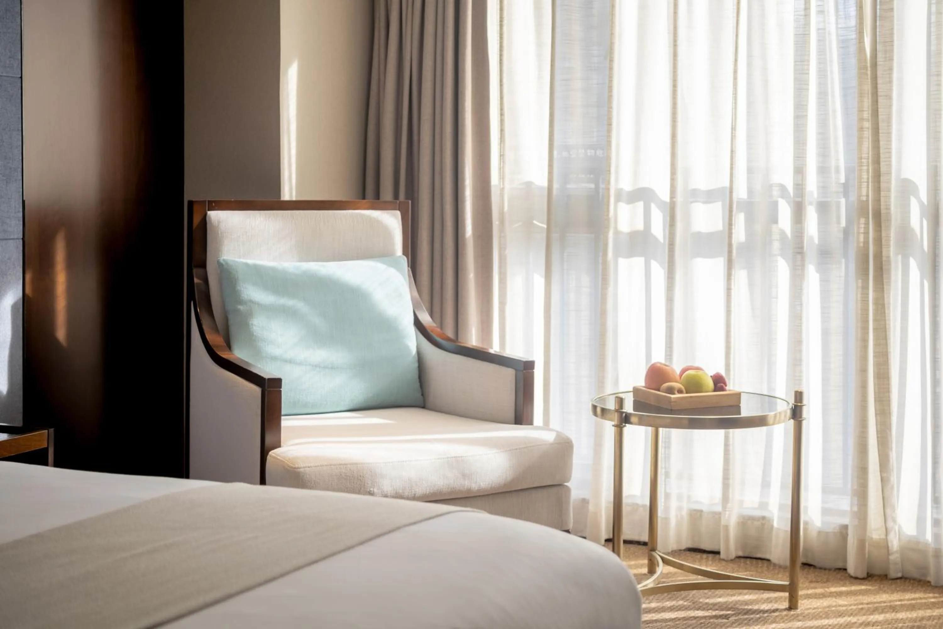 Seating area, Bed in Zhonghao International Hotel