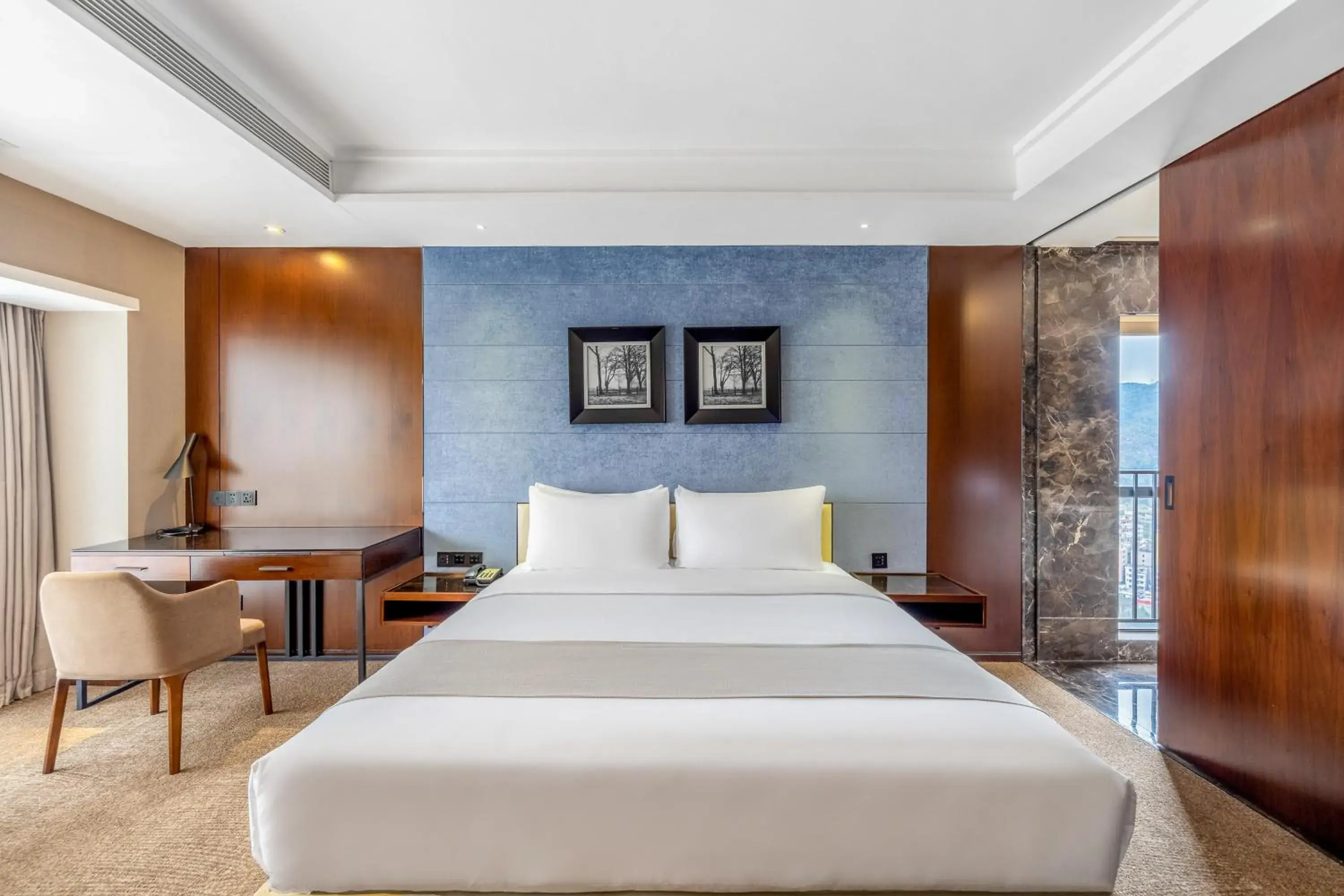 Superior King Suite in Zhonghao International Hotel Superior King Suite in Zhonghao International Hotel