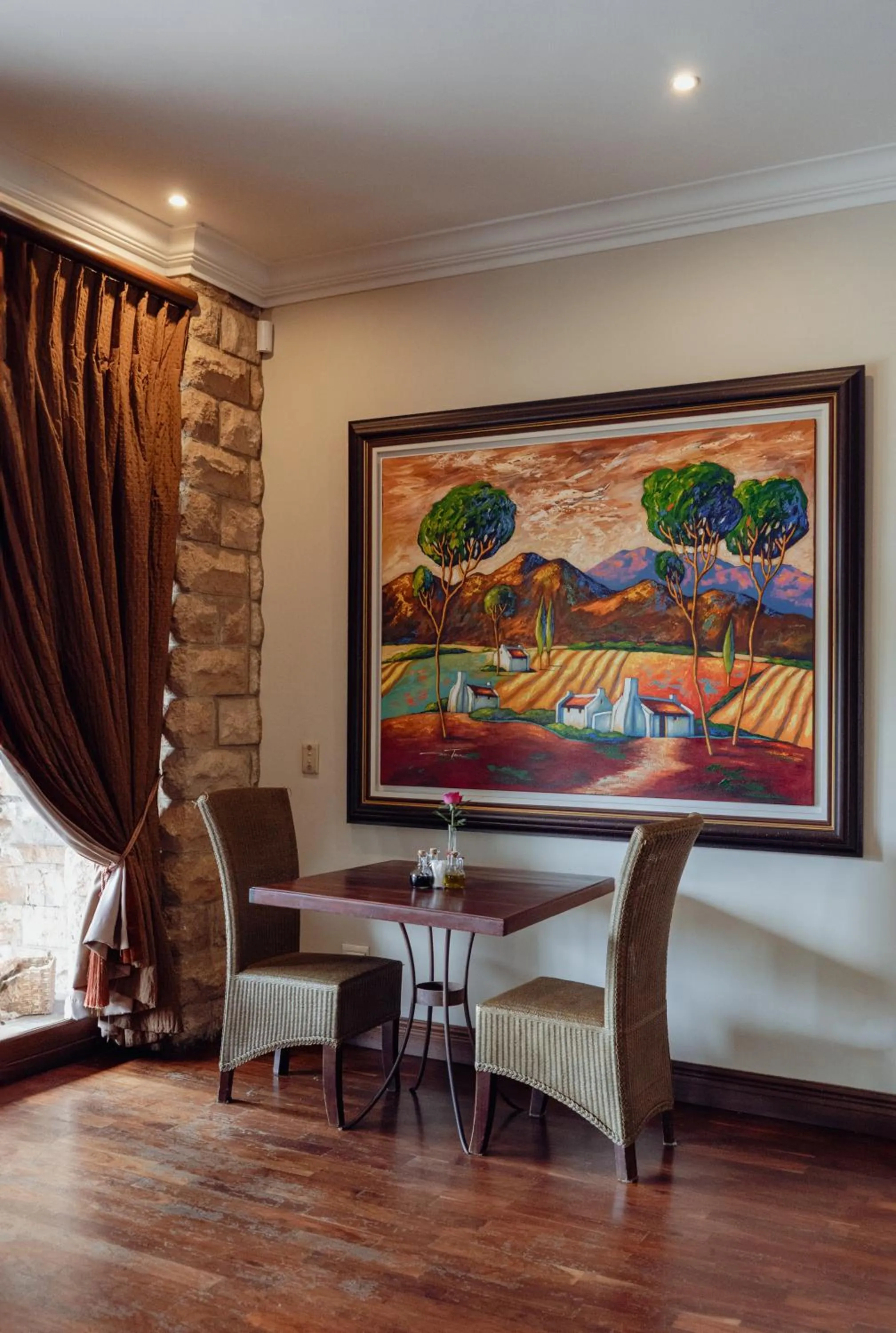 Dining area in Afrique Boutique Ruimsig