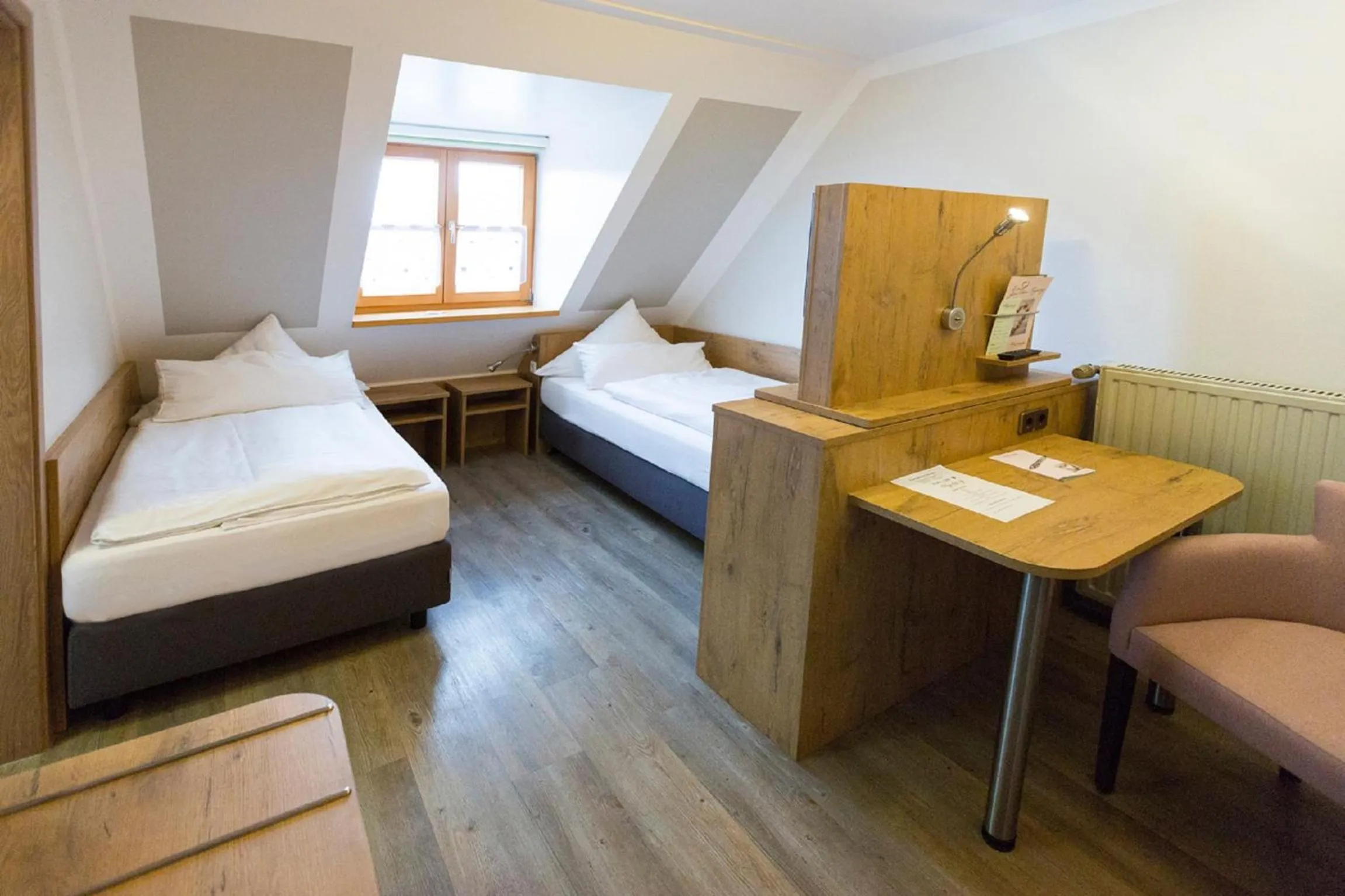 Bed in Landgasthof Vogelsang OHG