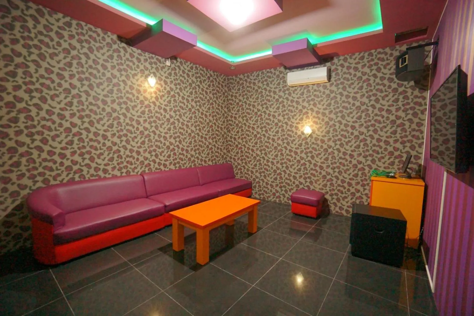 The Cabin Tanjung Hotel Wonosobo