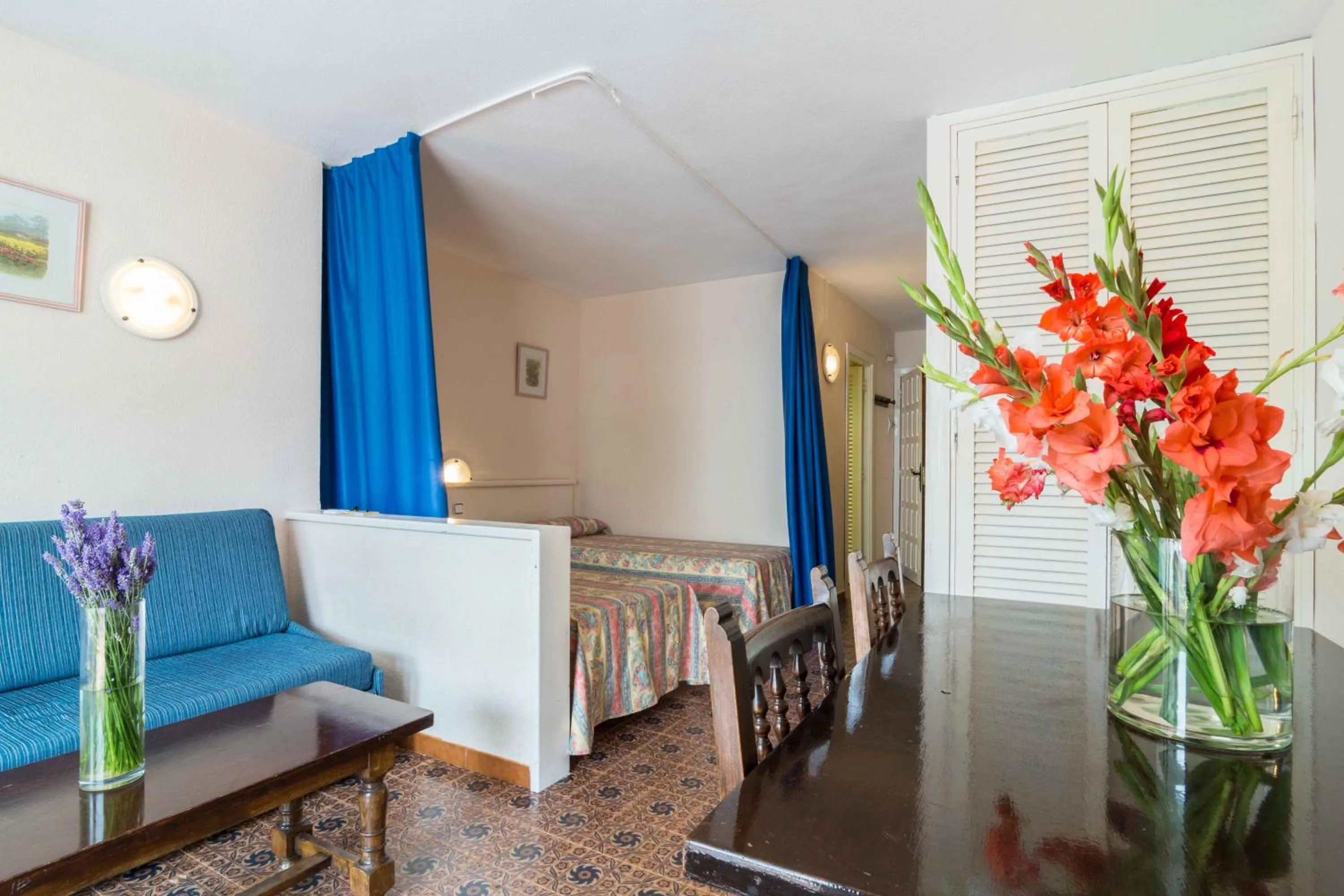 Living room in Apartamentos Complejo Eurhostal