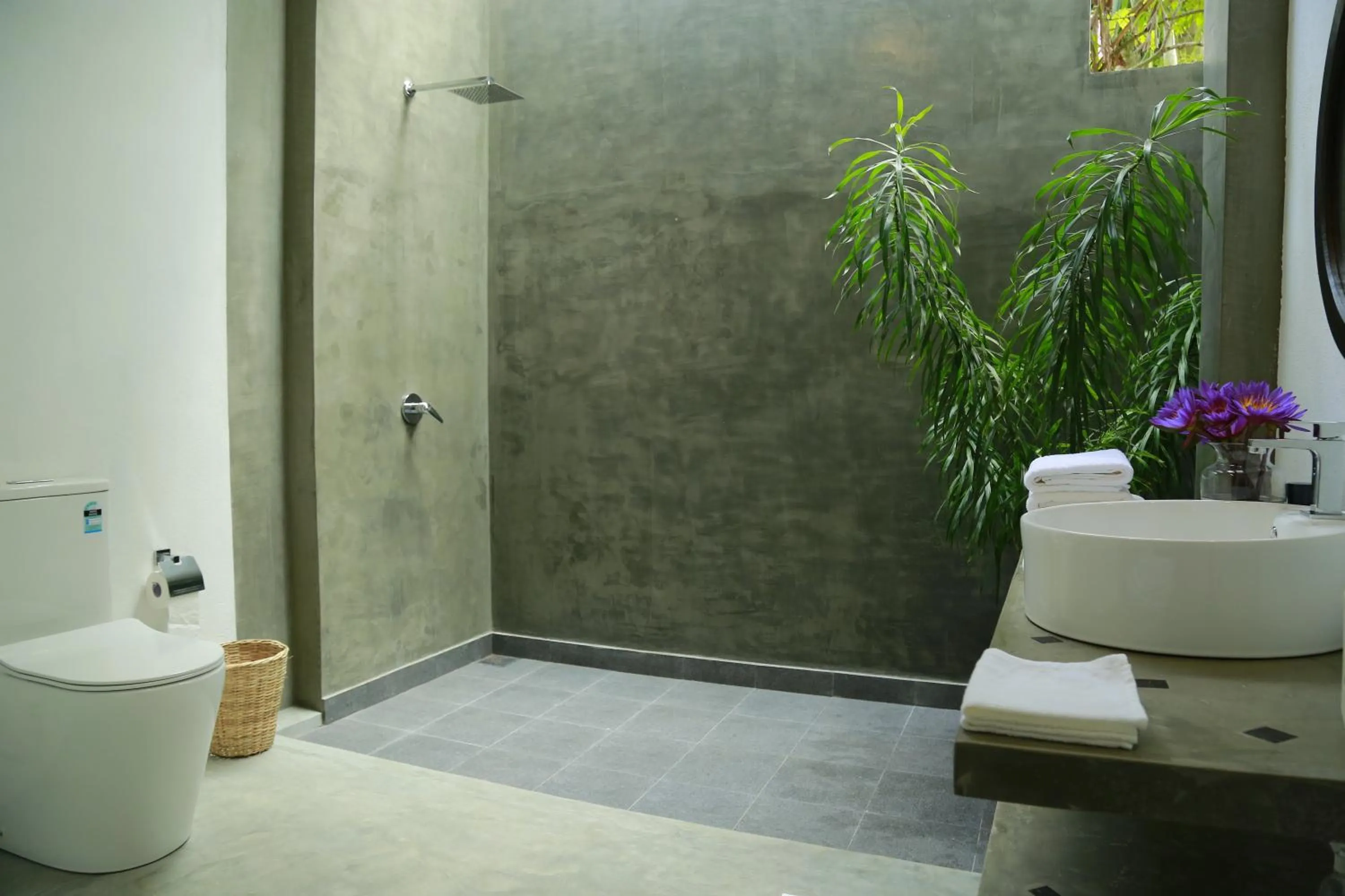 Open Air Bath in Ceylon Olive Galle