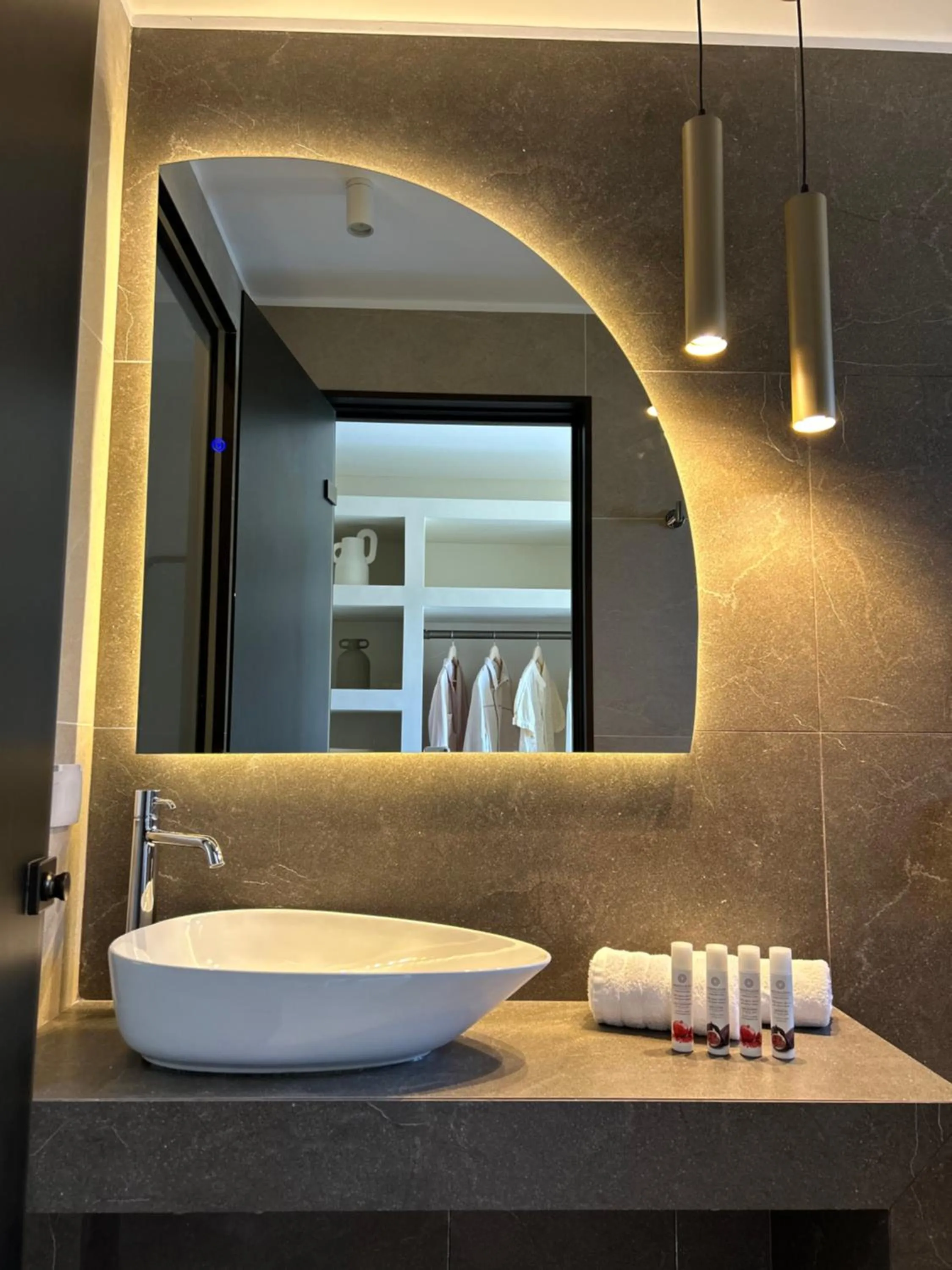 Bathroom in Helen Hotel