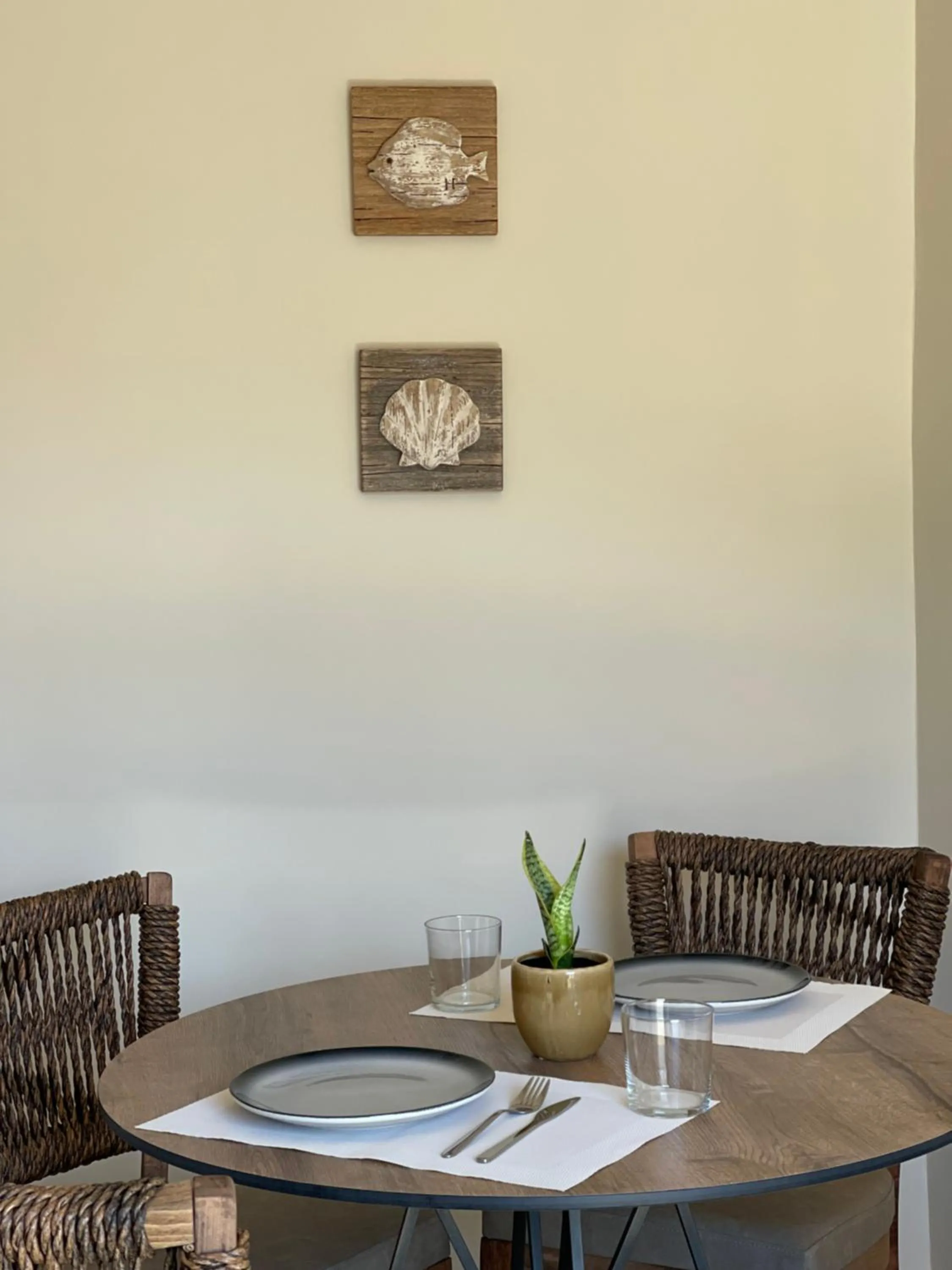 Dining area in Helen Hotel