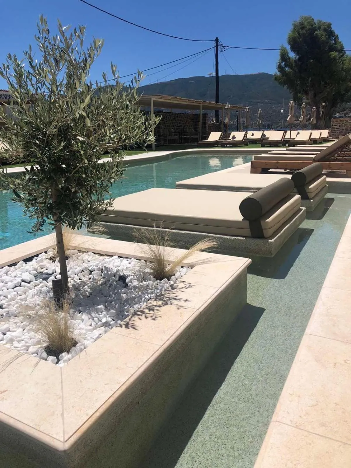 Swimming pool in Helen Hotel