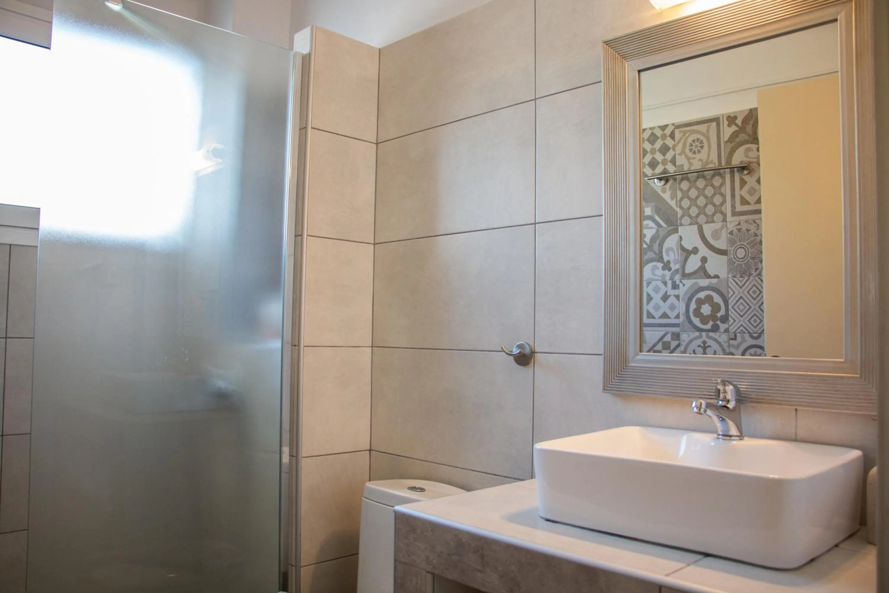 Bathroom in Helen Hotel