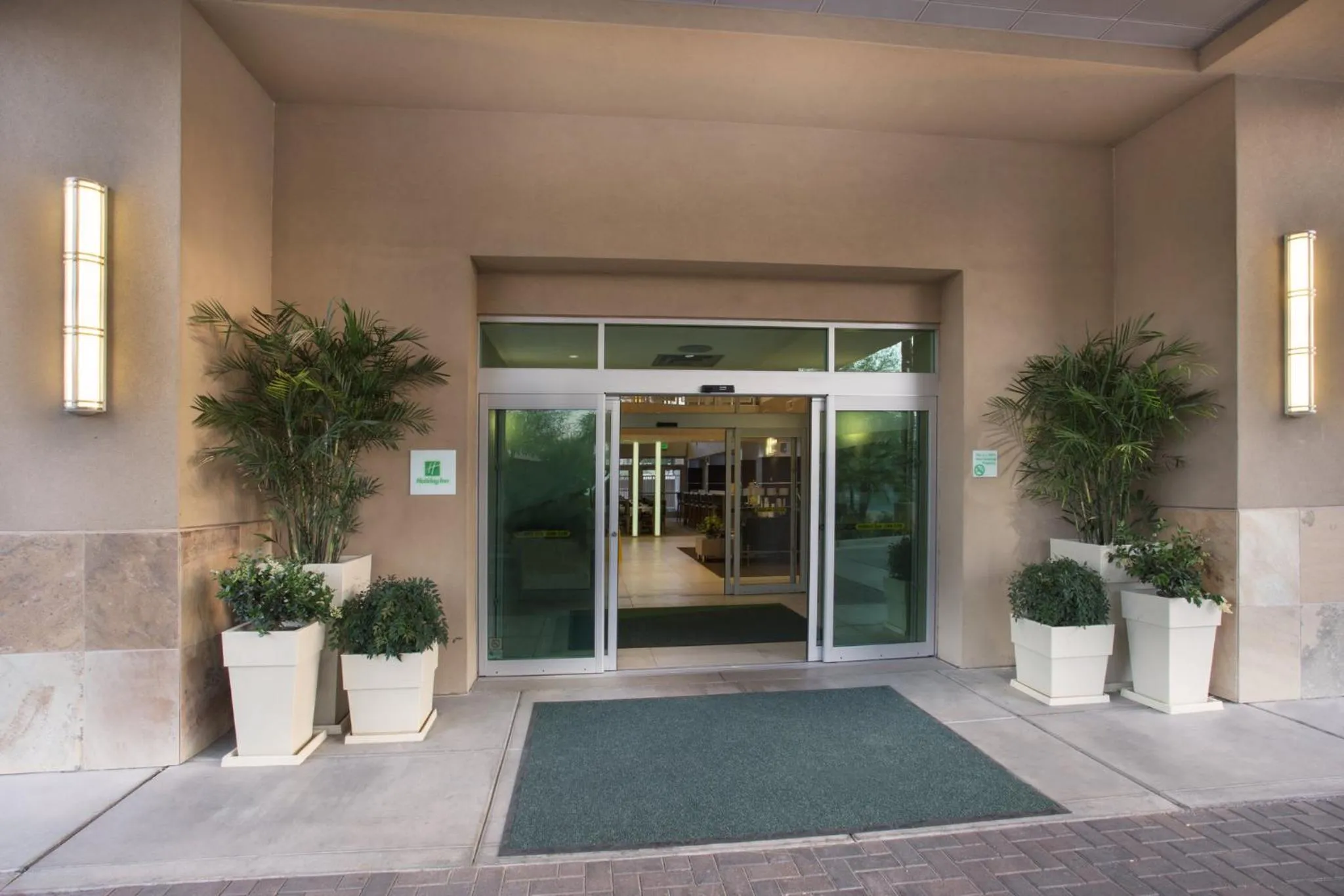 Property building in Holiday Inn Scottsdale North- Airpark by IHG