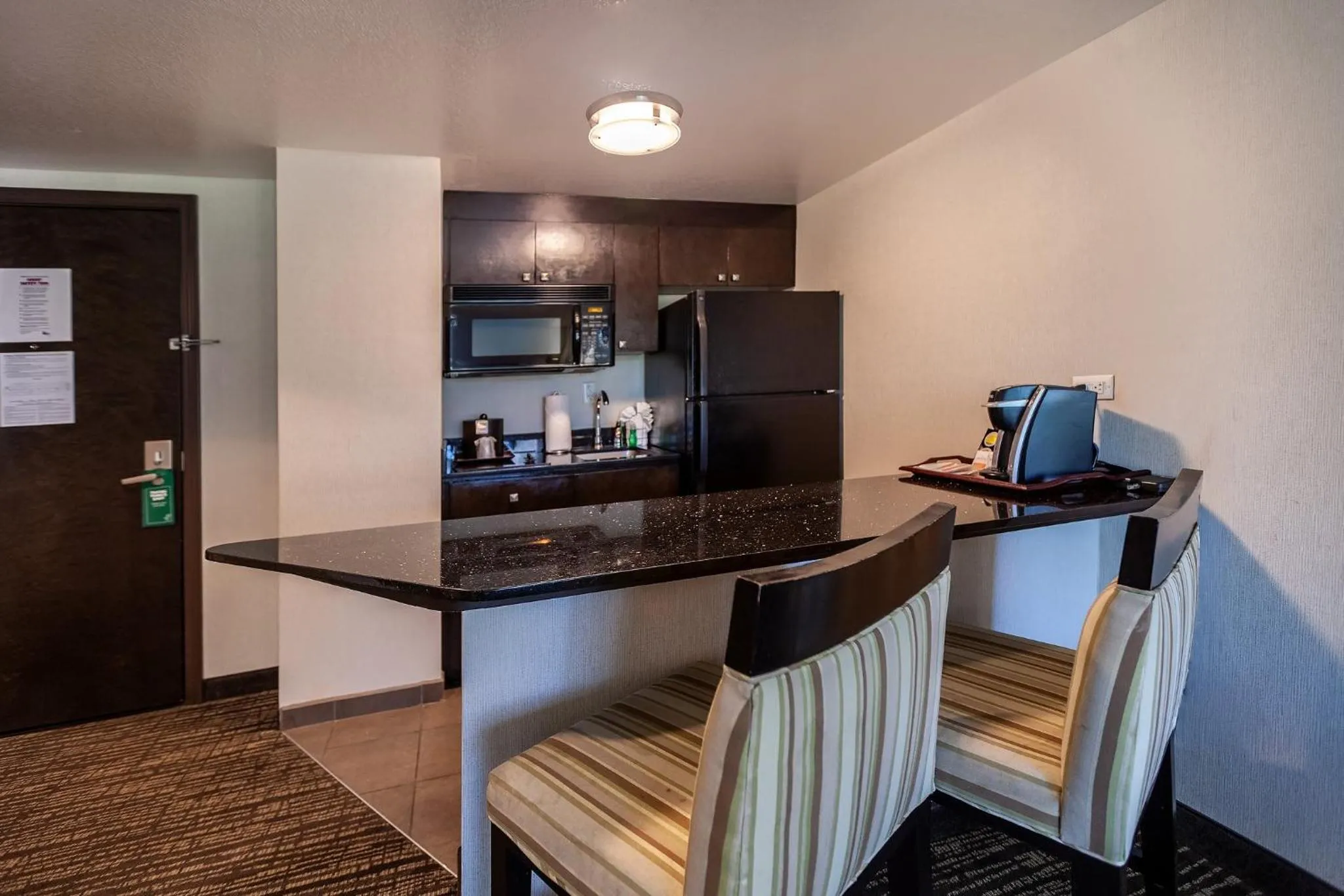 Photo of the whole room in Holiday Inn Scottsdale North- Airpark by IHG