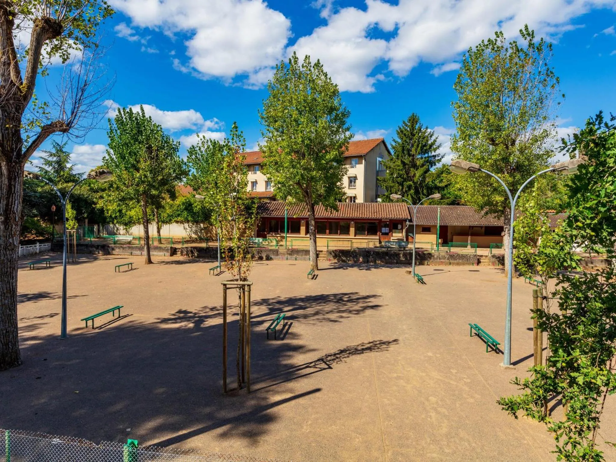 Activities in Logis Hotel Noemys Morgon