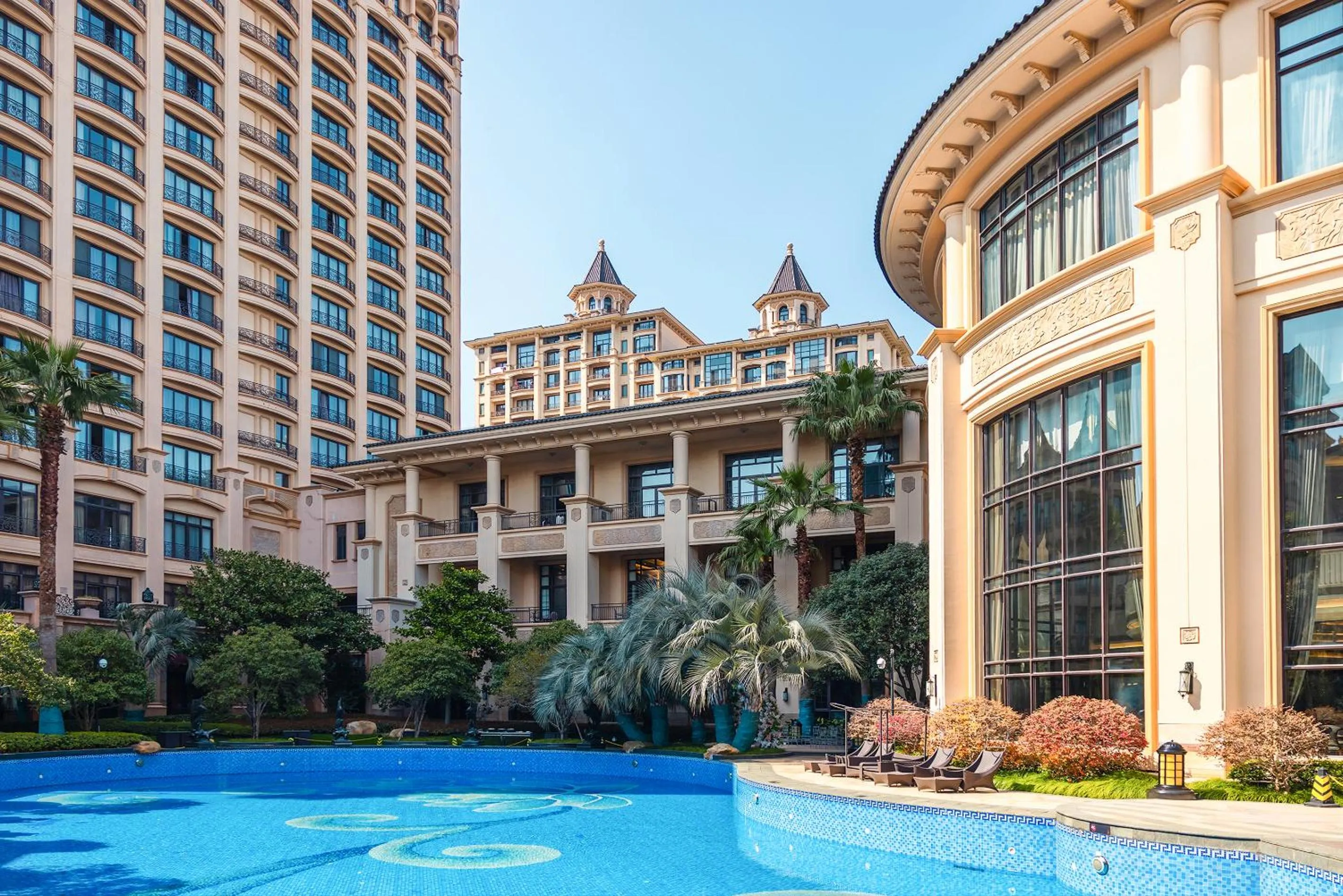 Day in Chateau Star River Pudong Shanghai