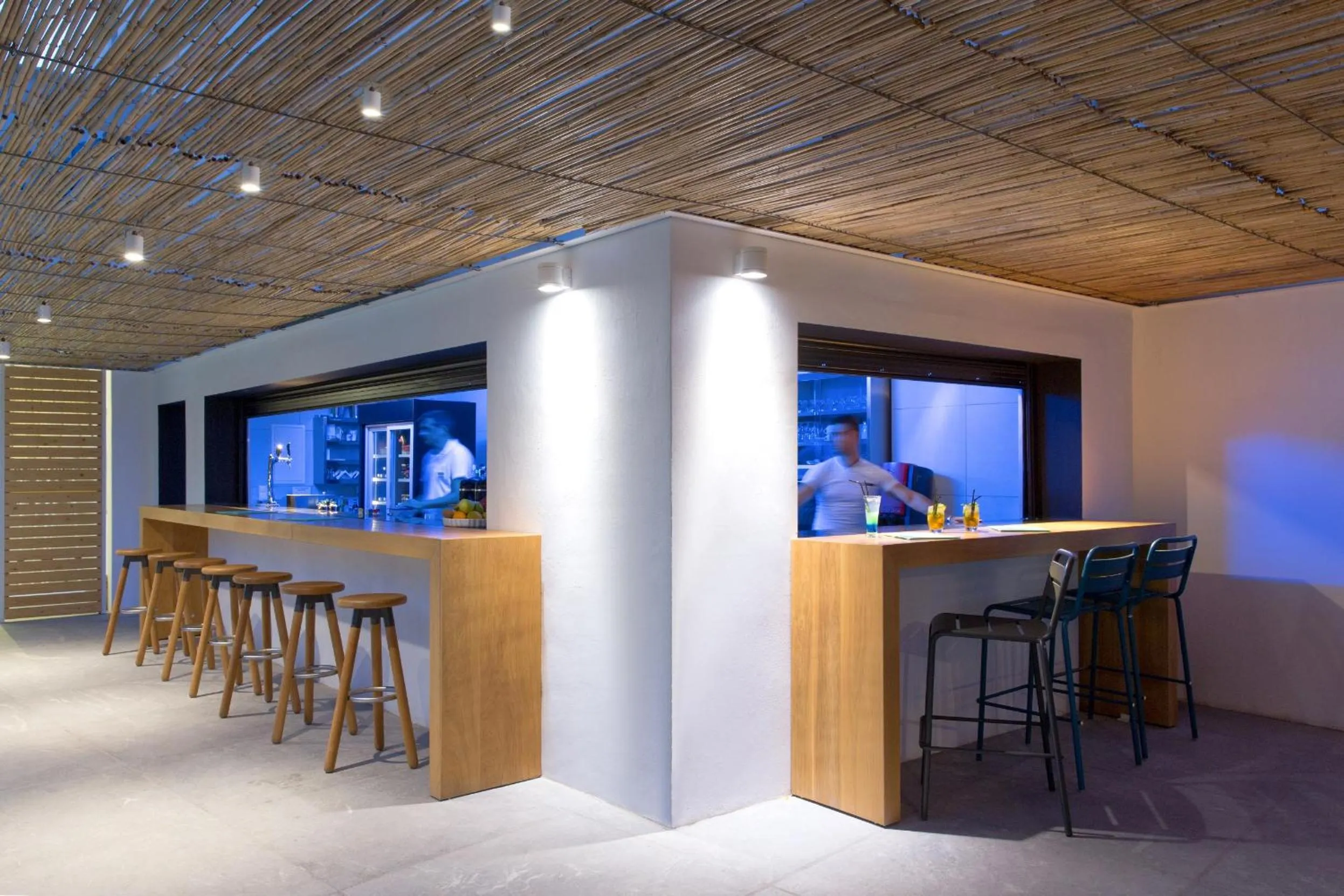 Lounge or bar in Kamari Beach Hotel