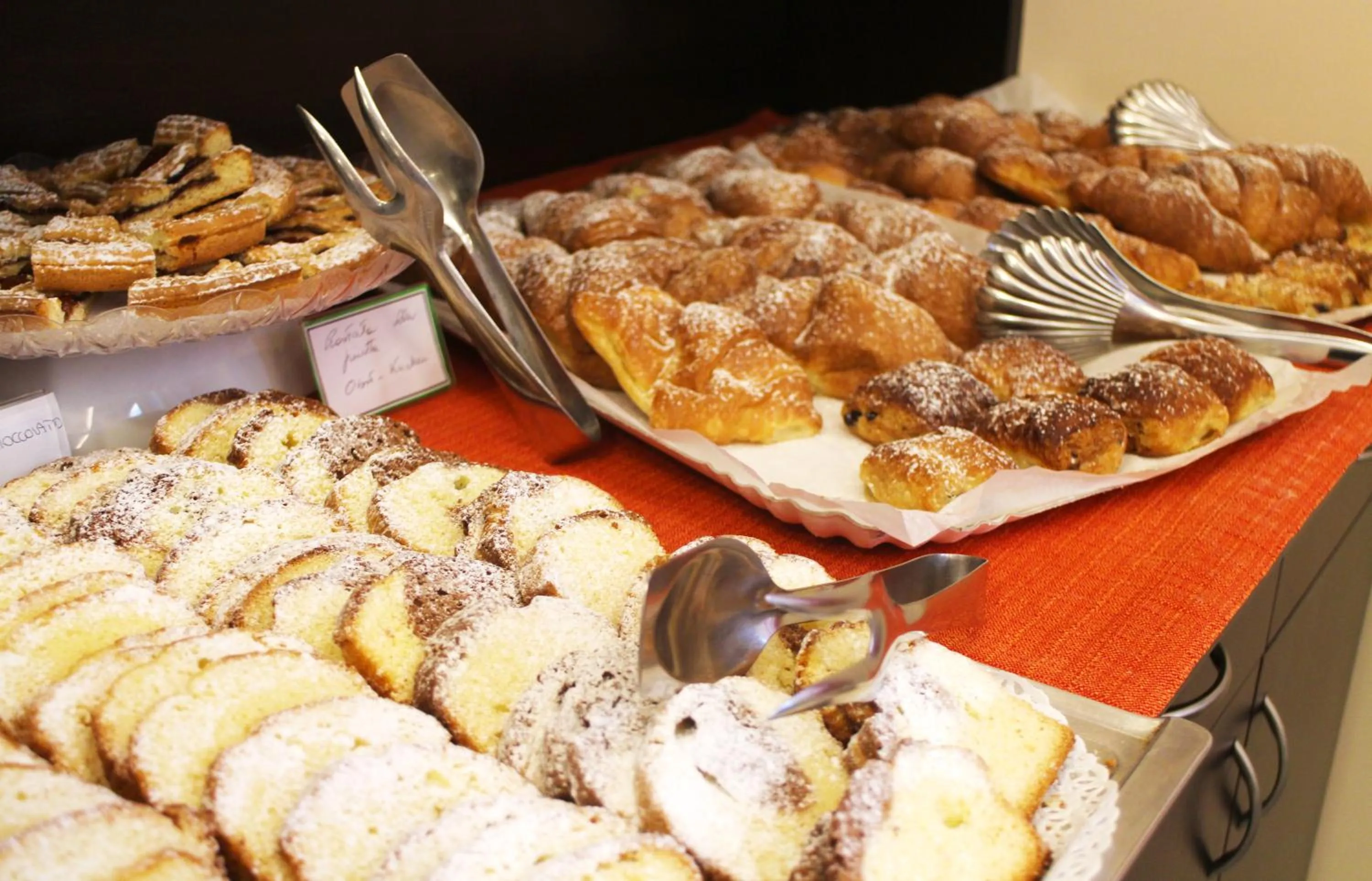 Breakfast in Hotel Cristallo