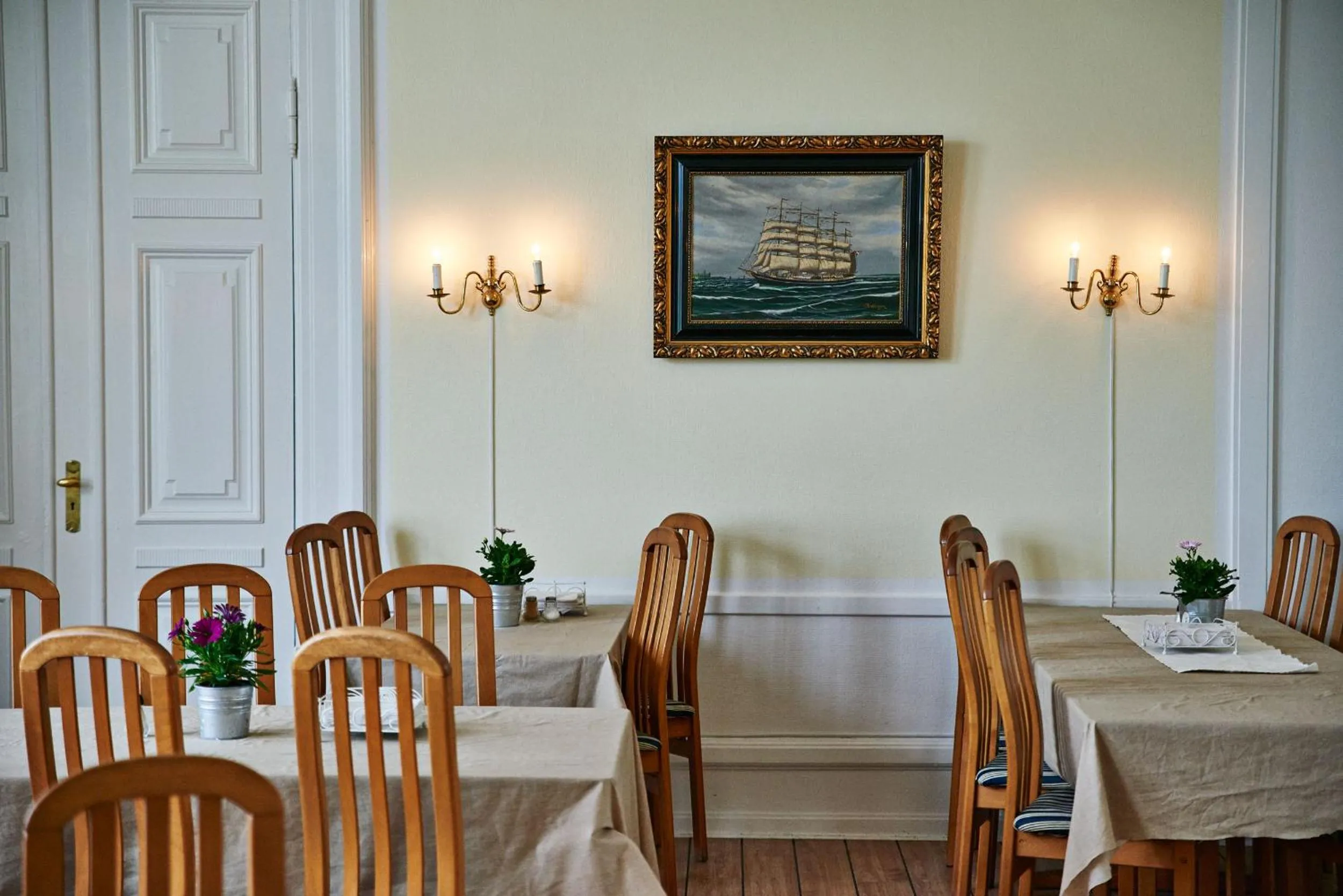 Restaurant/places to eat in Danhostel Helsingør