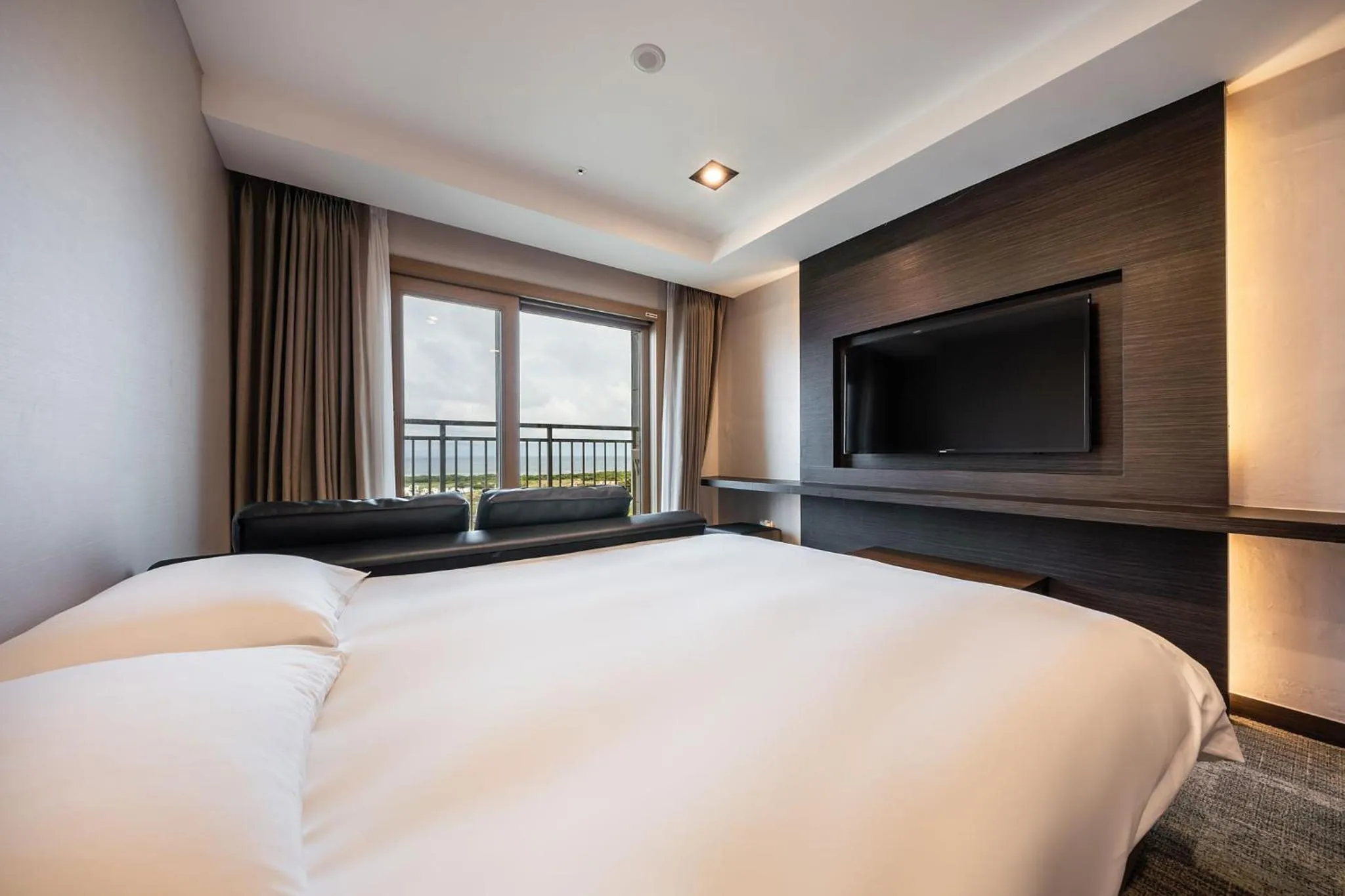 Golden Tulip Jeju Seongsan Hotel