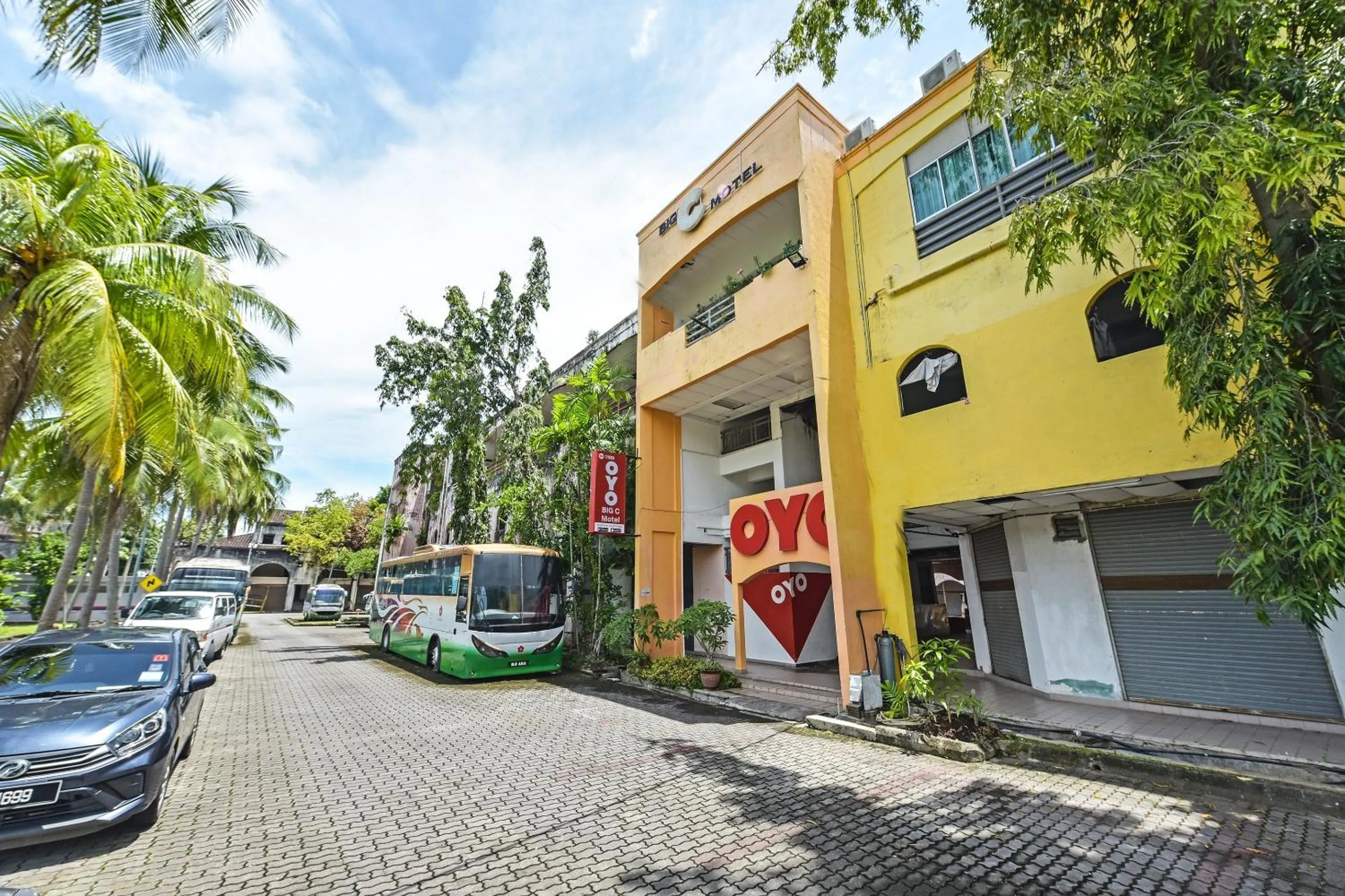 Facade/entrance in Hotel O Big C Motel