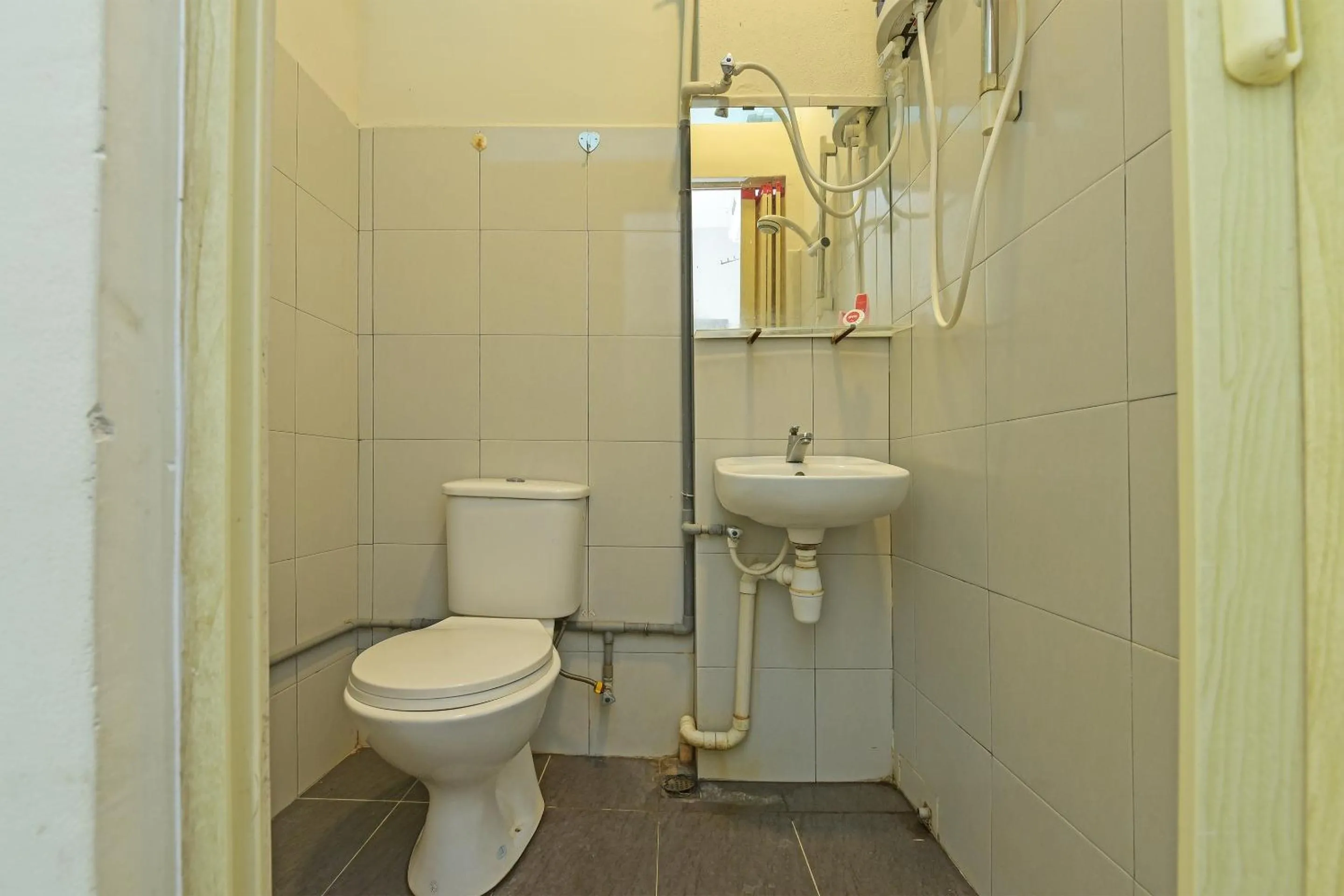 Bathroom in Hotel O Big C Motel