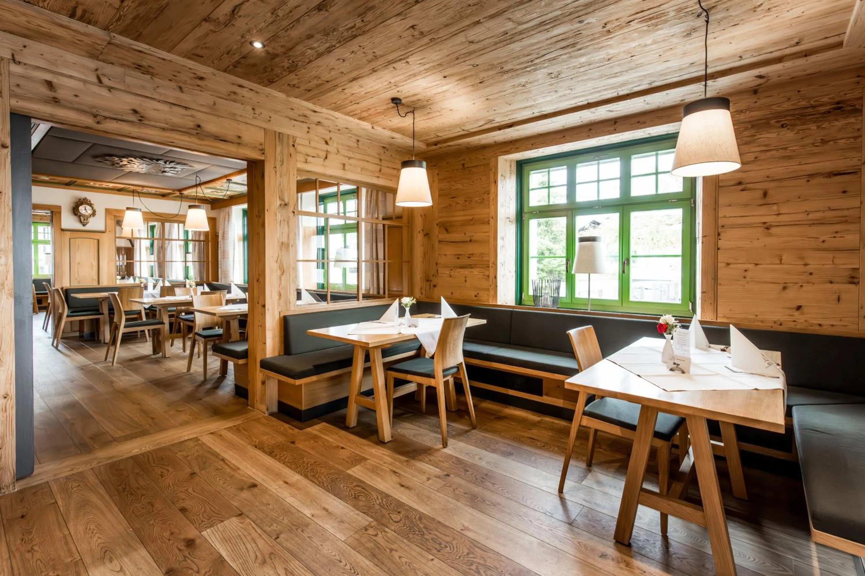 Restaurant/places to eat in Hotel zur Rose