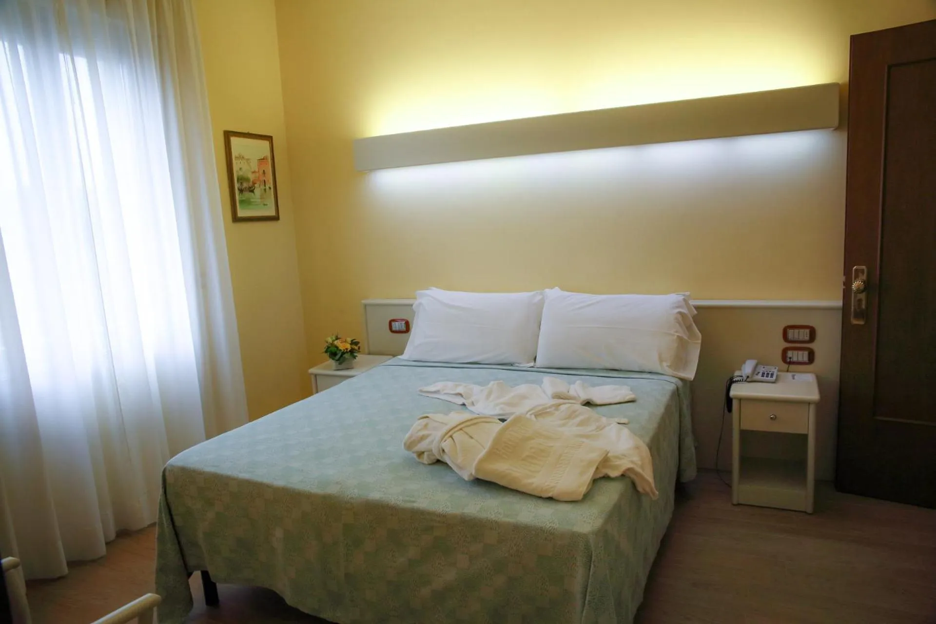 Photo of the whole room, Bed in Hotel Terme Vena D'Oro