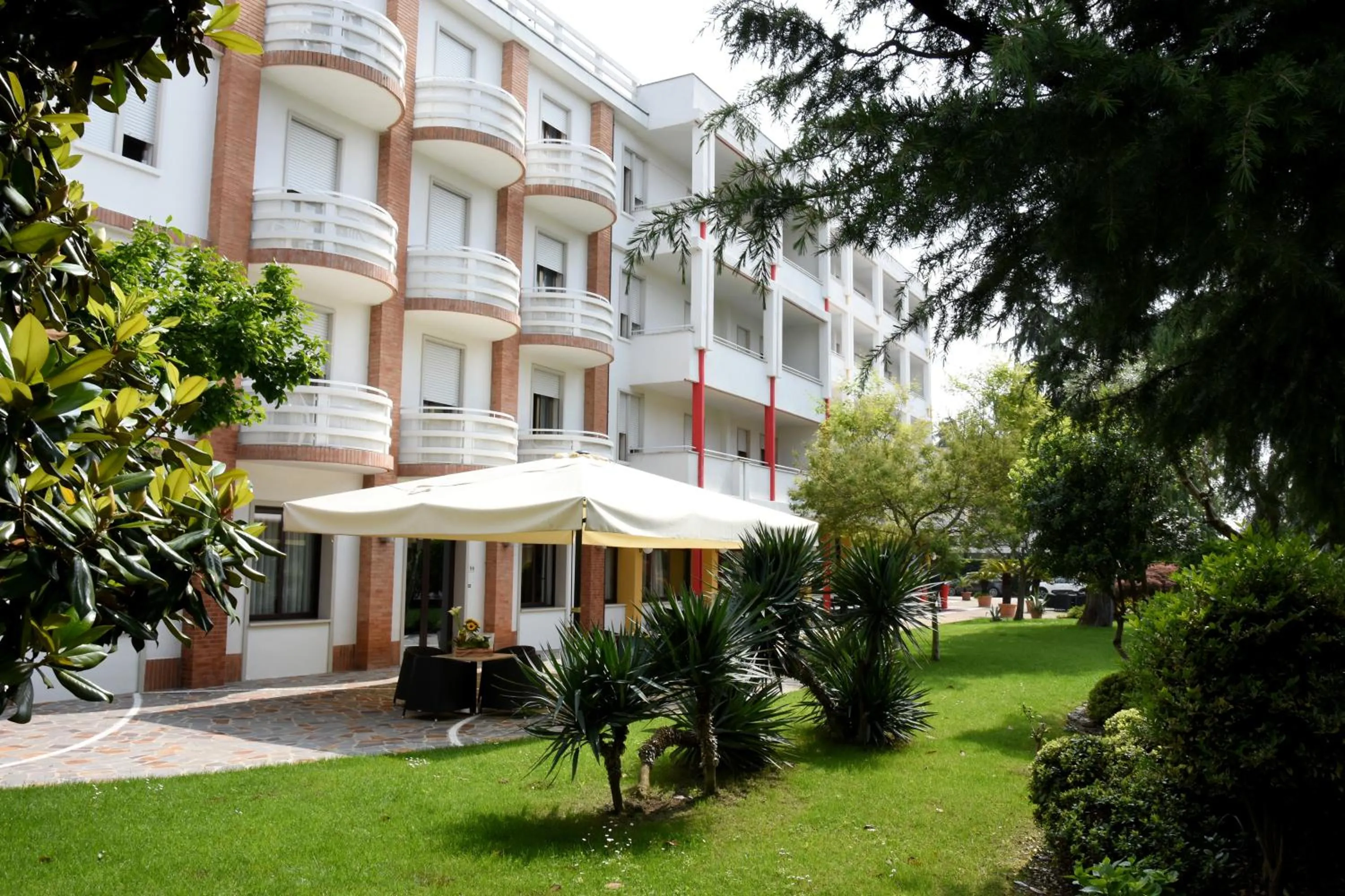 Facade/entrance in Hotel Terme Vena D'Oro
