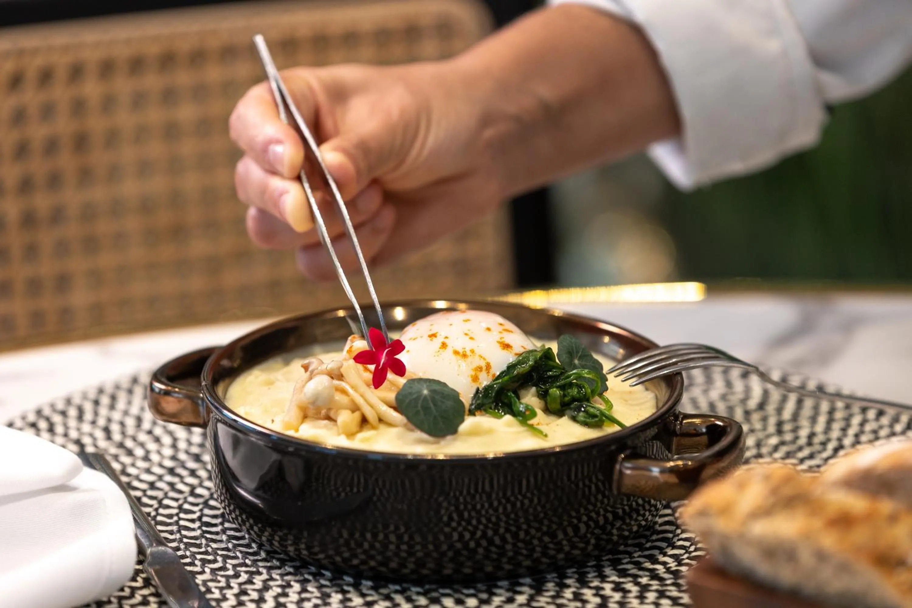 Restaurant/places to eat in Hotel Cristal Porto