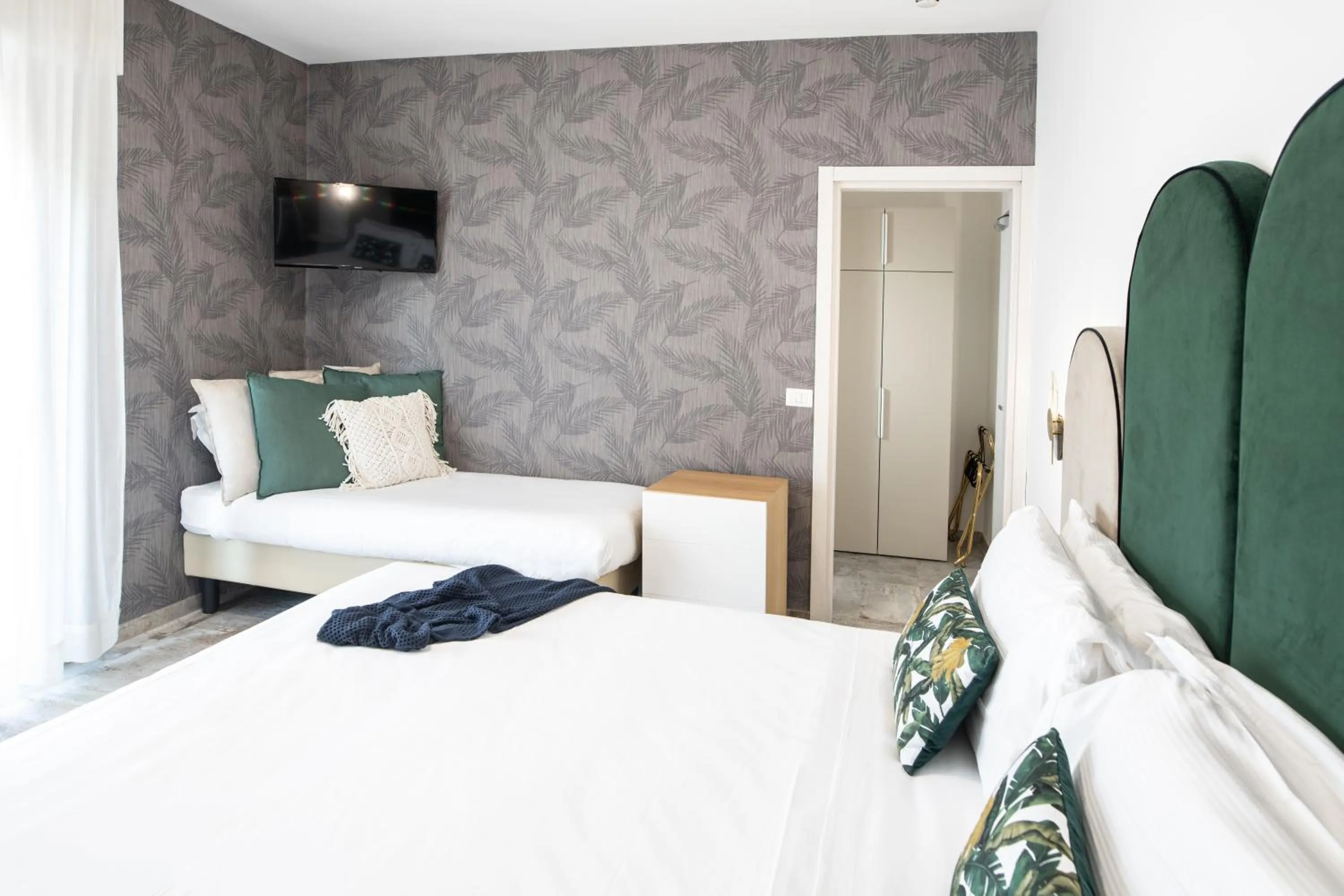 Photo of the whole room, Bed in Hotel Brennero