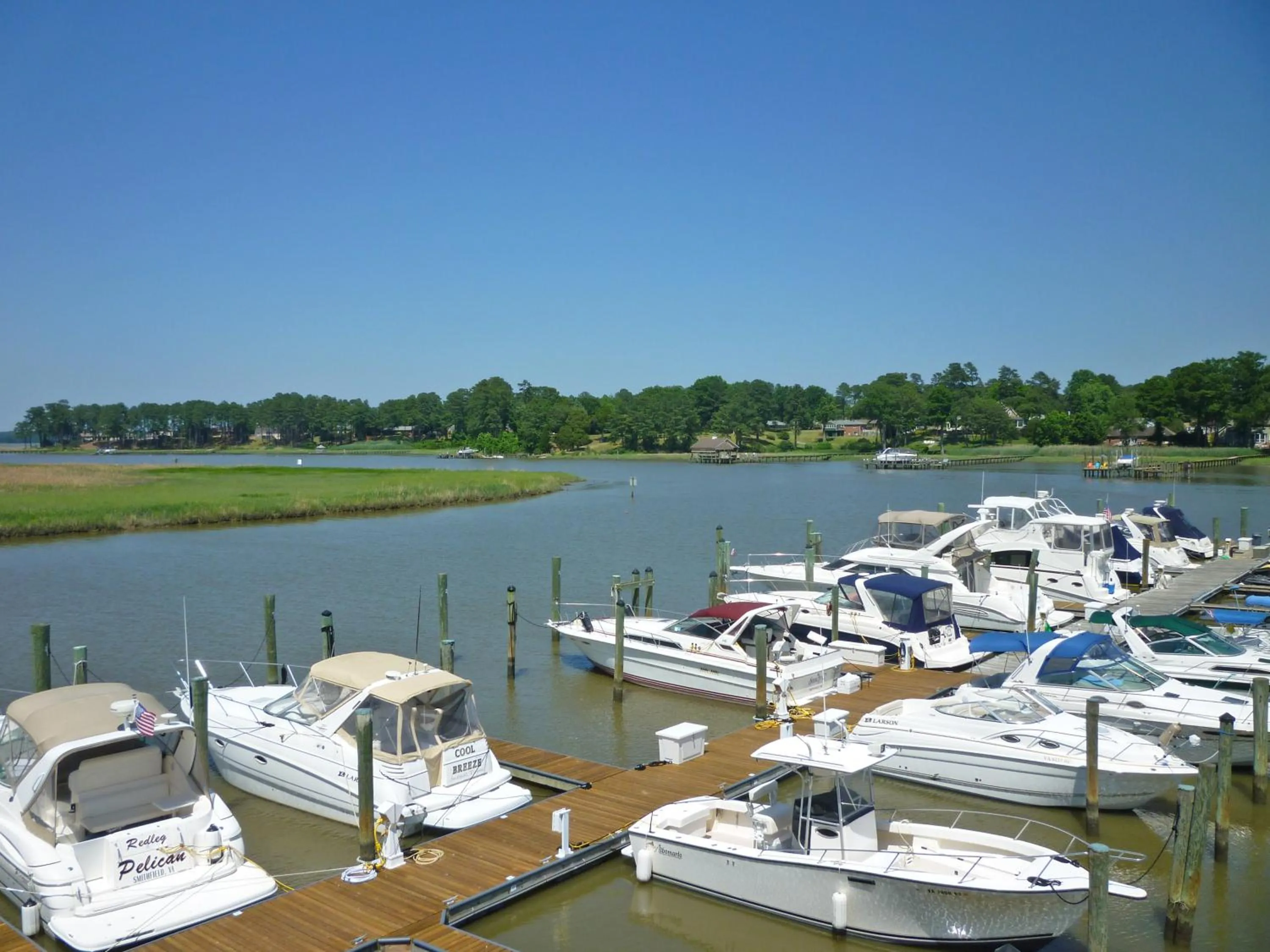 Day in Smithfield Station