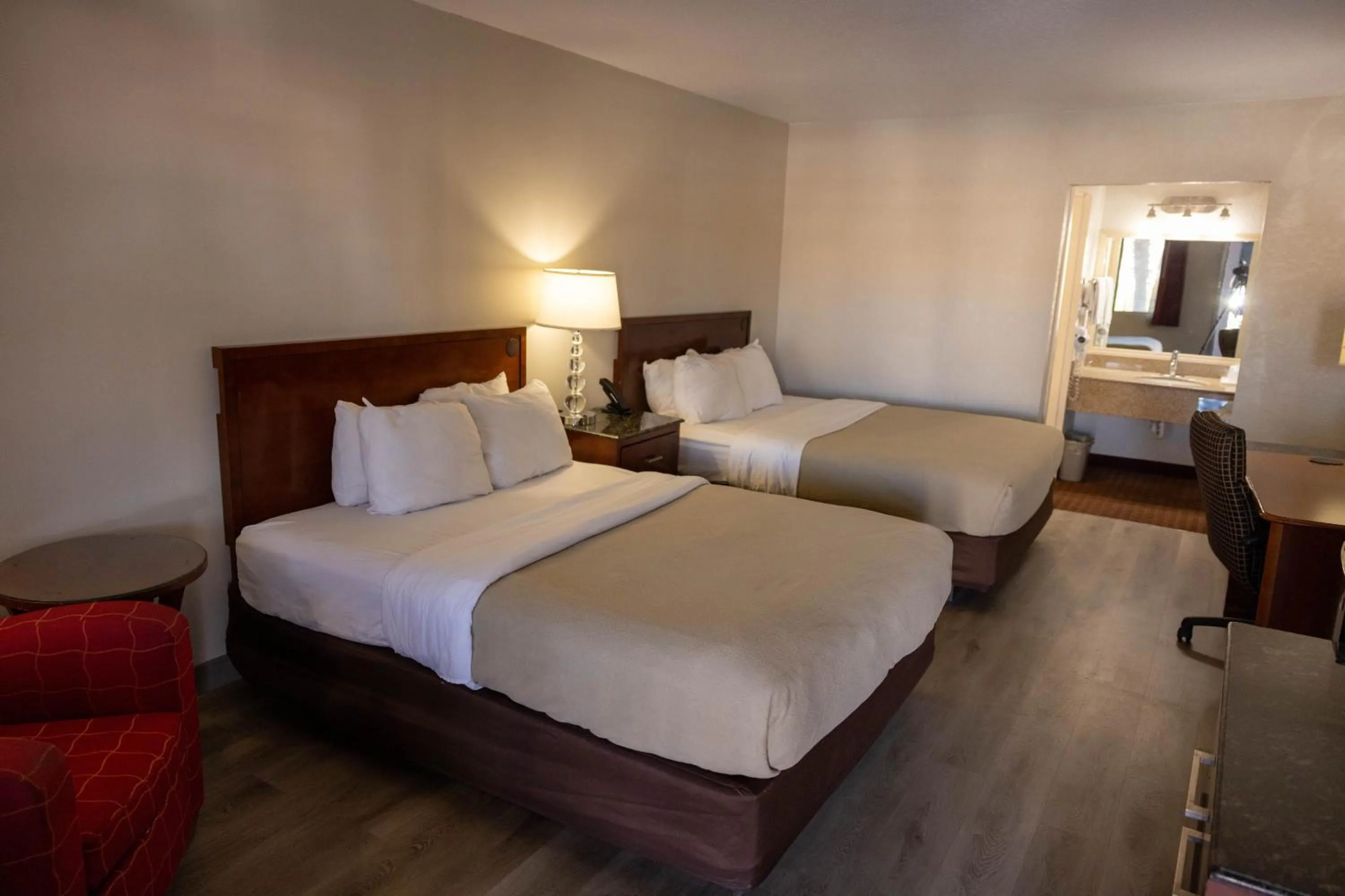 Bed in Quality Inn & Suites Lake Havasu City