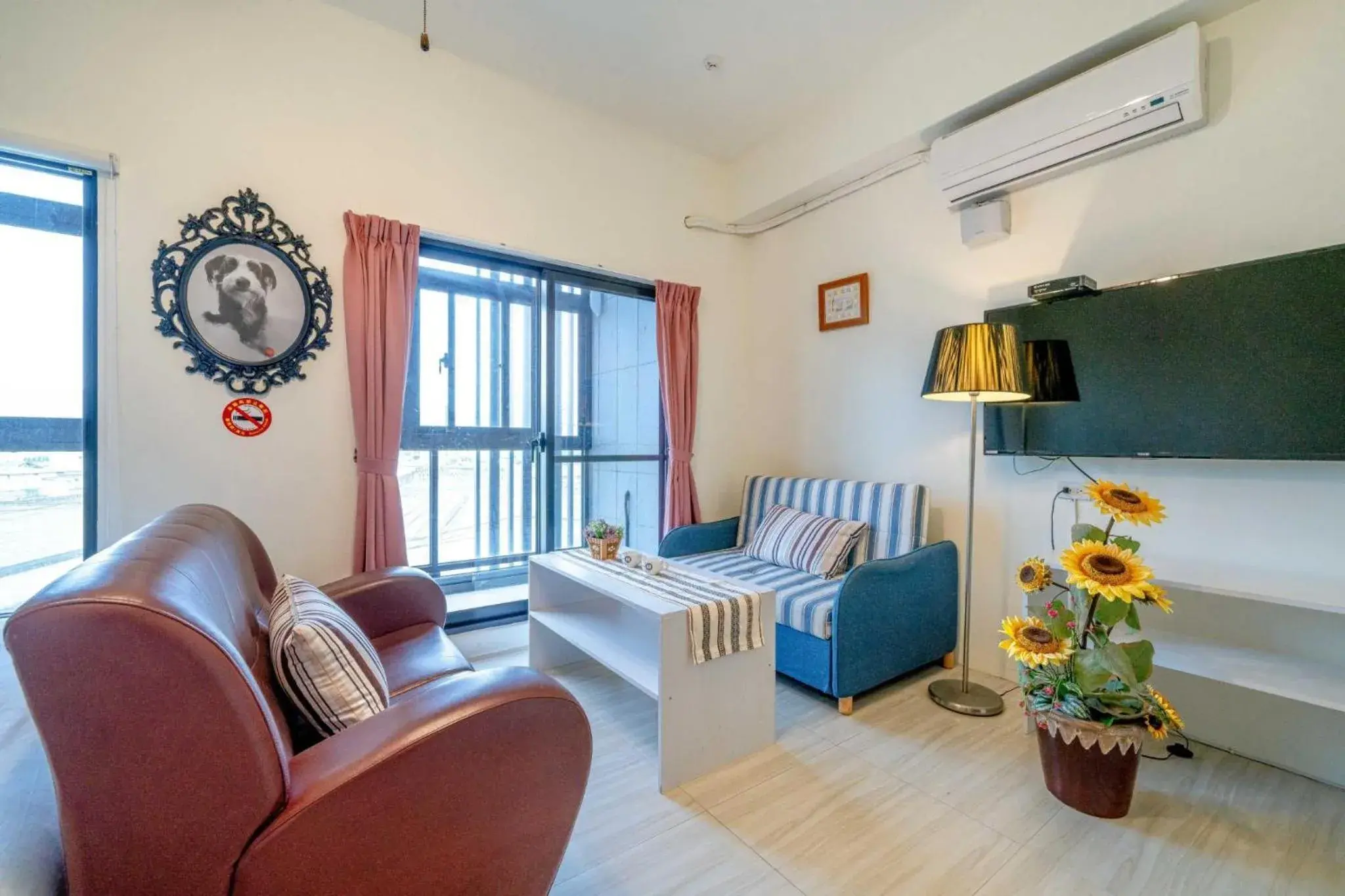 Quadruple Room with Balcony in Hui Yun B&B Quadruple Room with Balcony in Hui Yun B&B