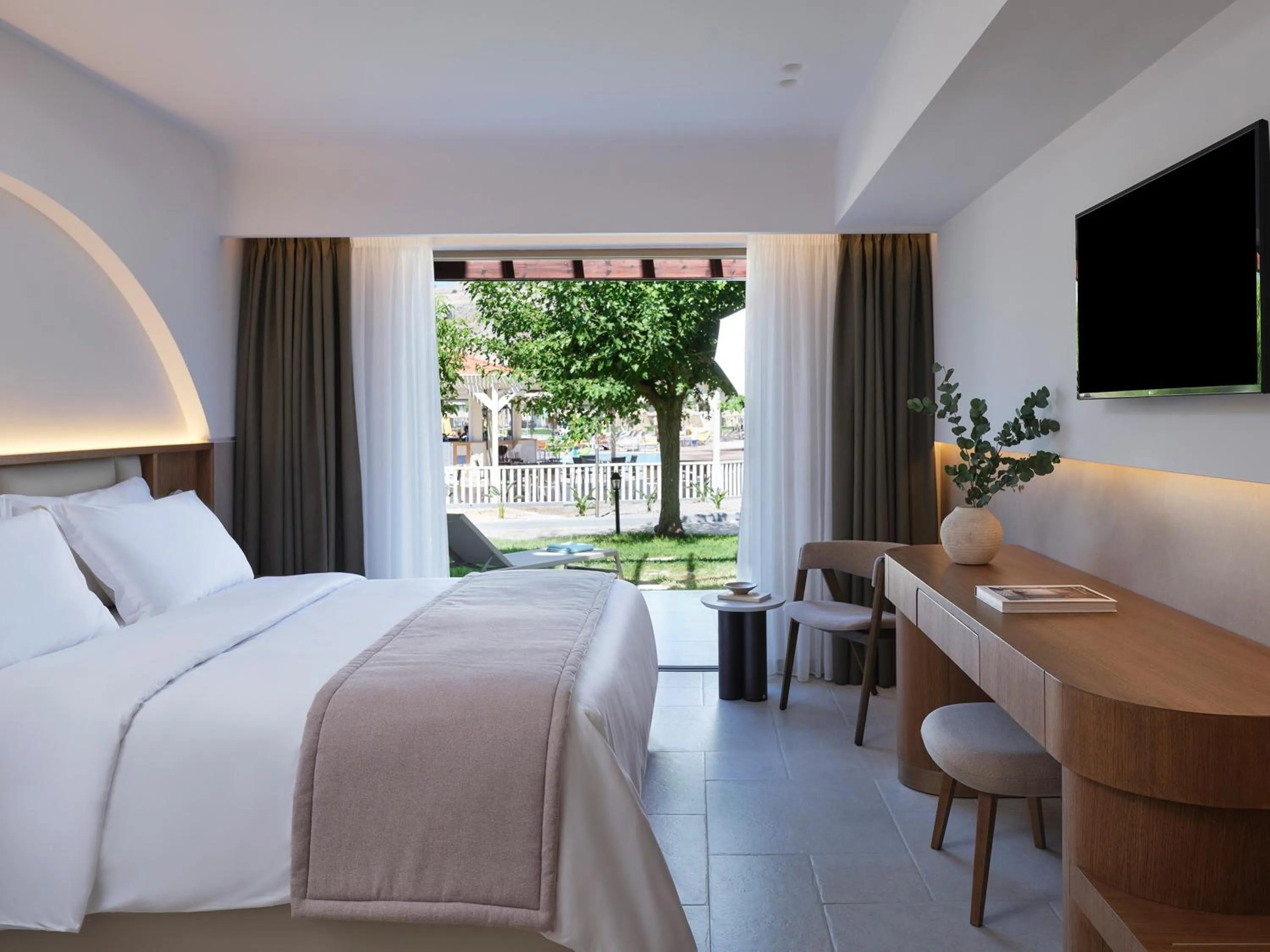 Bed in Lindos Princess Beach Hotel