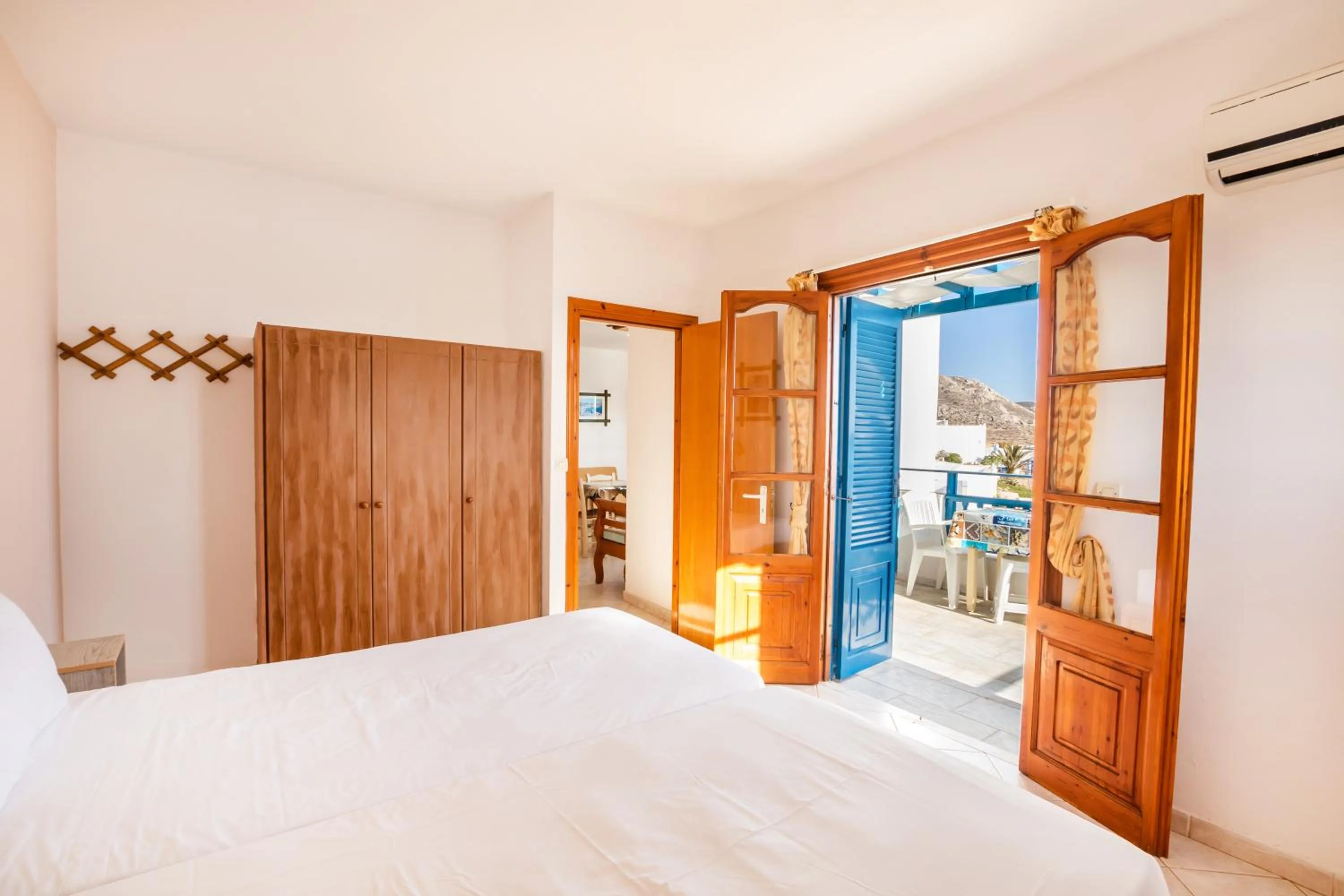 Bed in Arhontiko Hotel