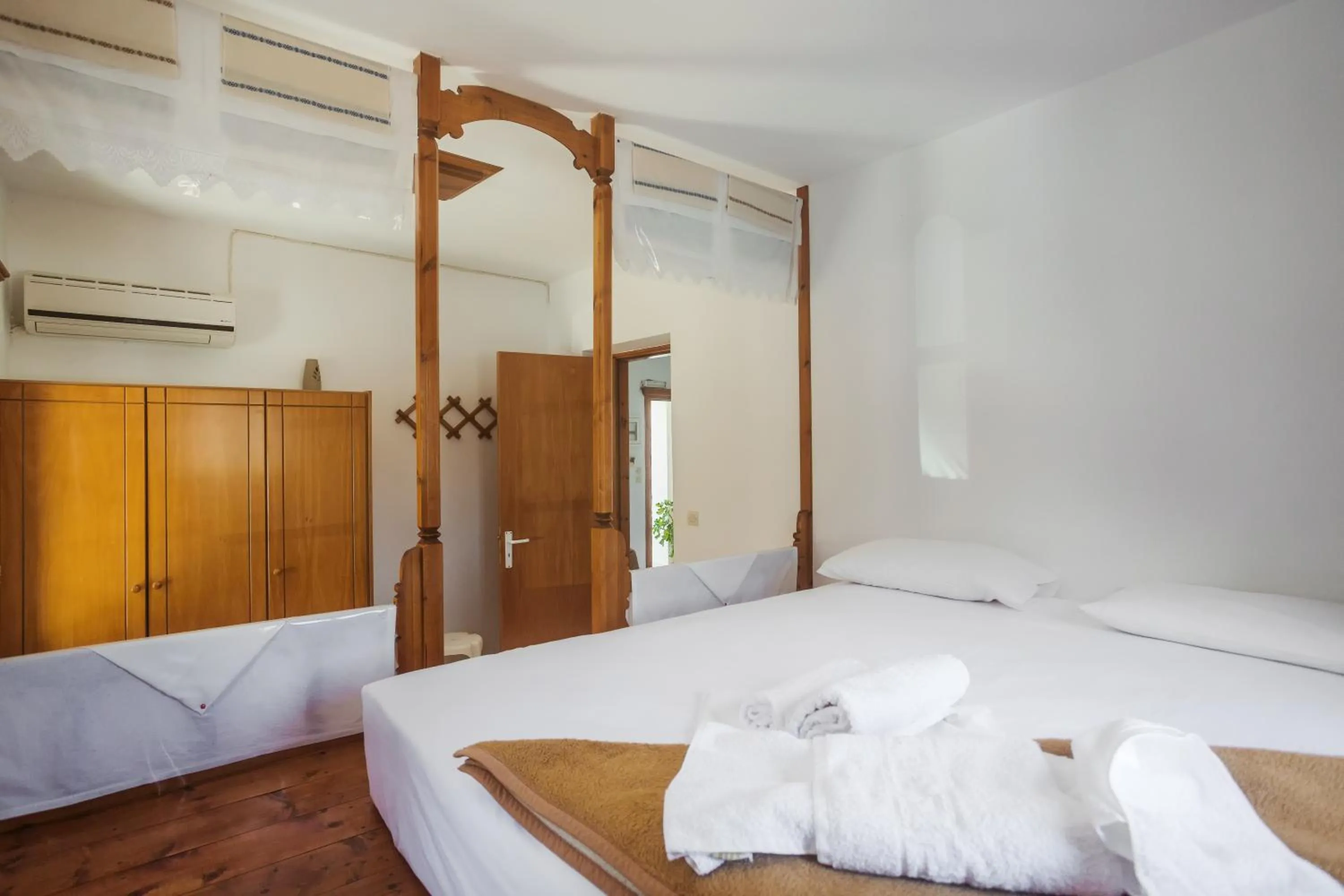 Bedroom, Bed in Arhontiko Hotel