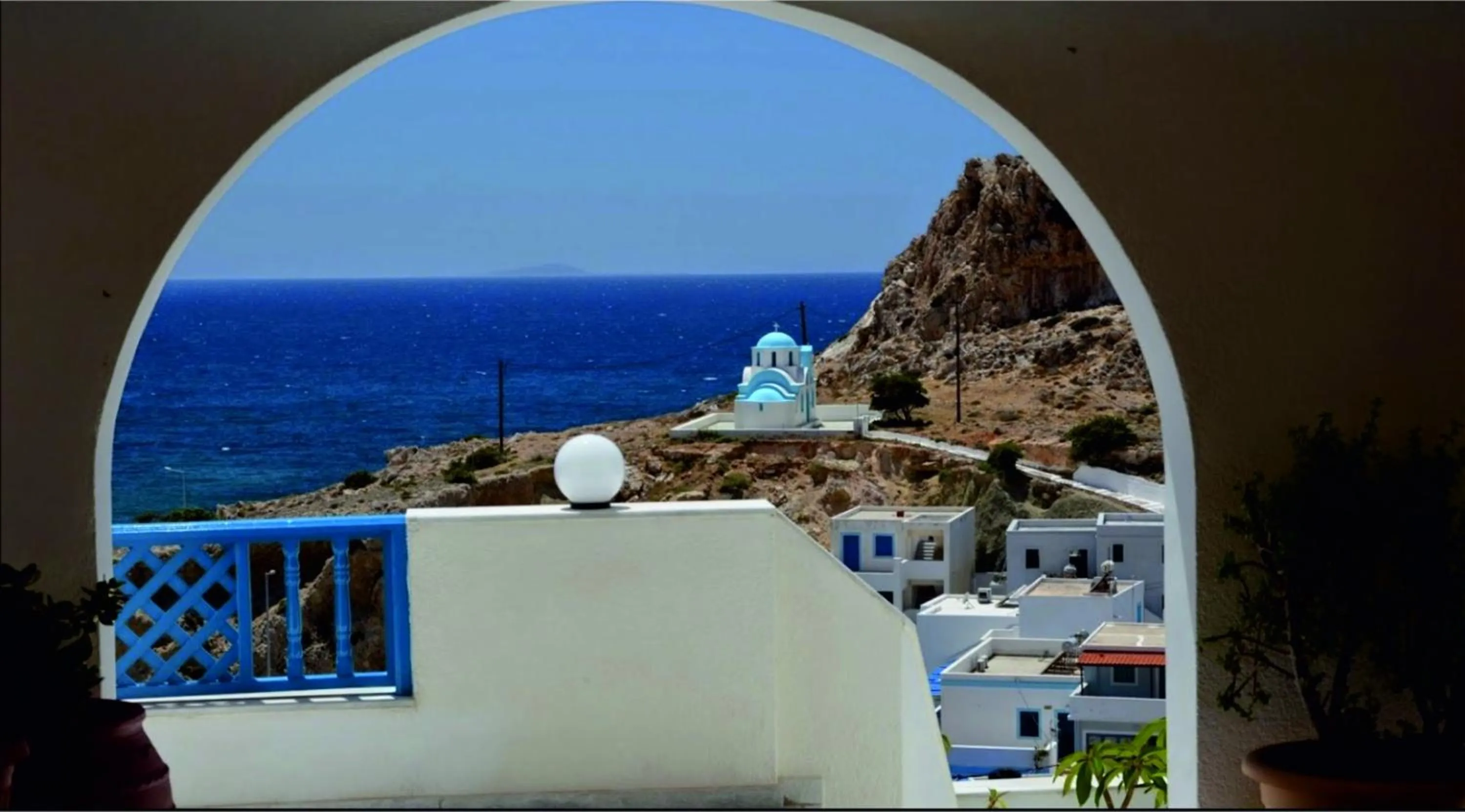 Facade/entrance in Arhontiko Hotel