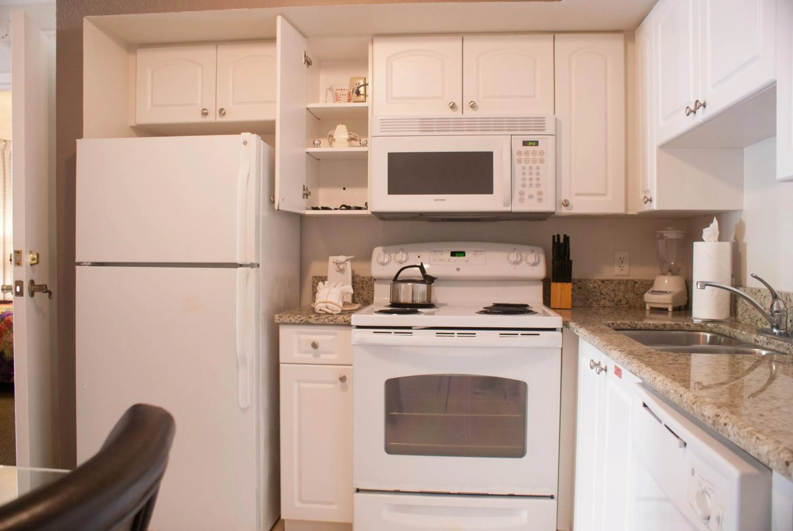 Kitchen or kitchenette in Grand Lake & Lifetime of Vacations Resorts