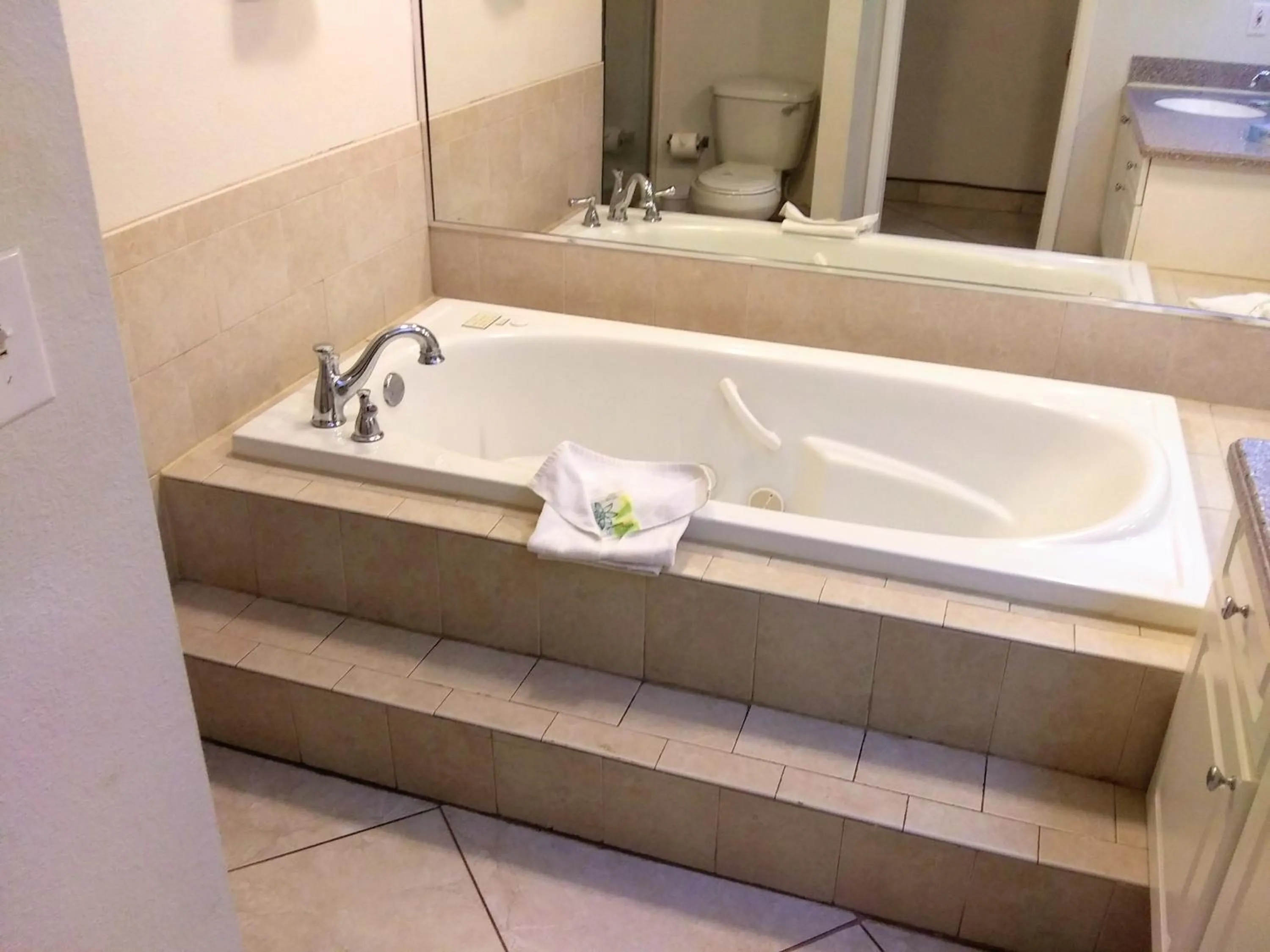 Hot Tub in Grand Lake & Lifetime of Vacations Resorts