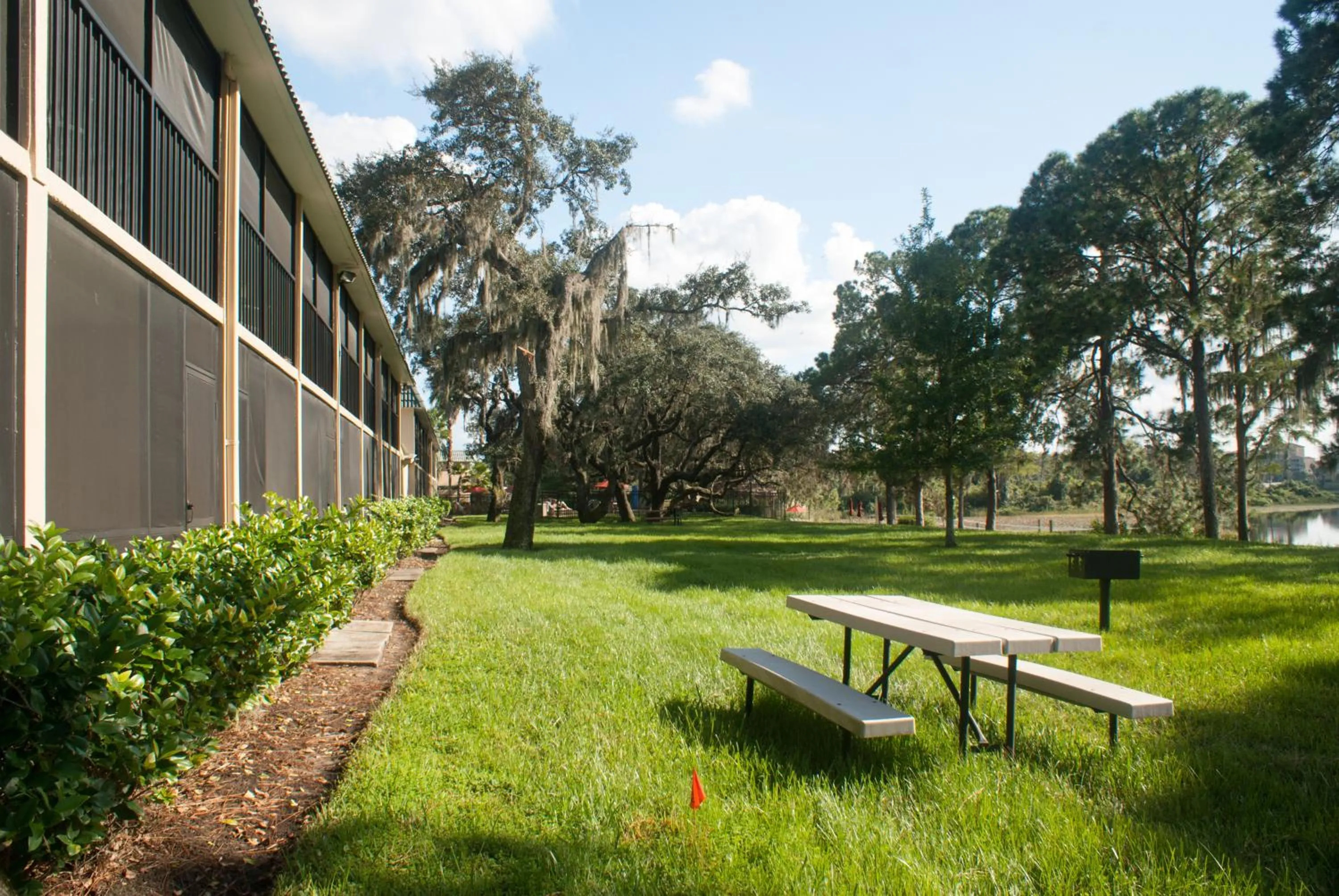 BBQ facilities in Grand Lake & Lifetime of Vacations Resorts