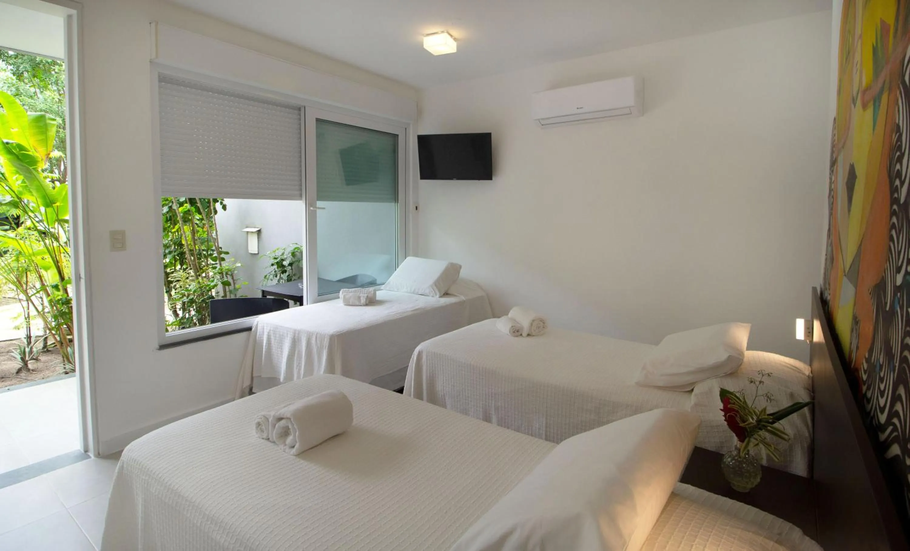 Bed in Villa dos Graffitis Pousada