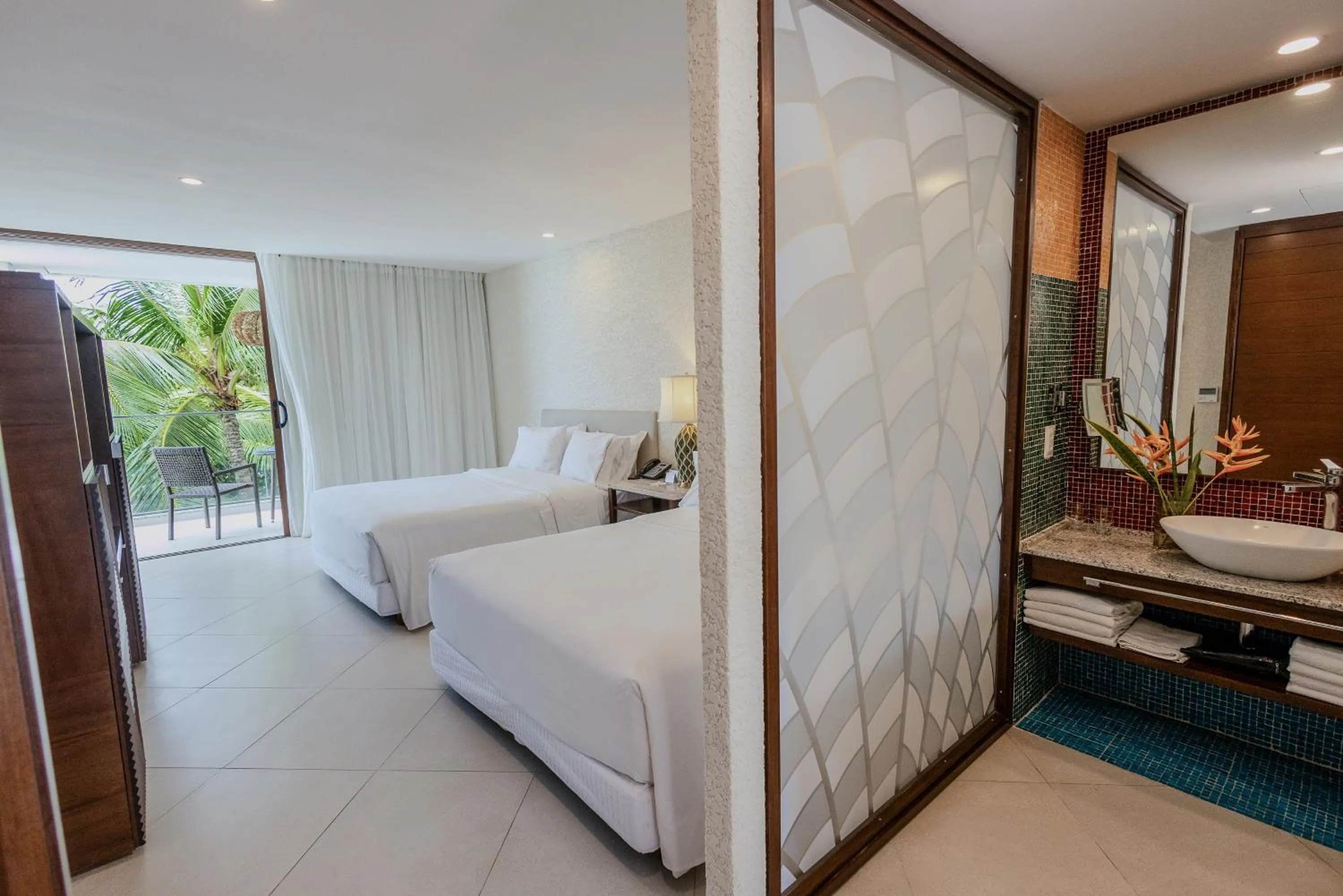 Bathroom, Bed in The Westin Porto de Galinhas All-Inclusive