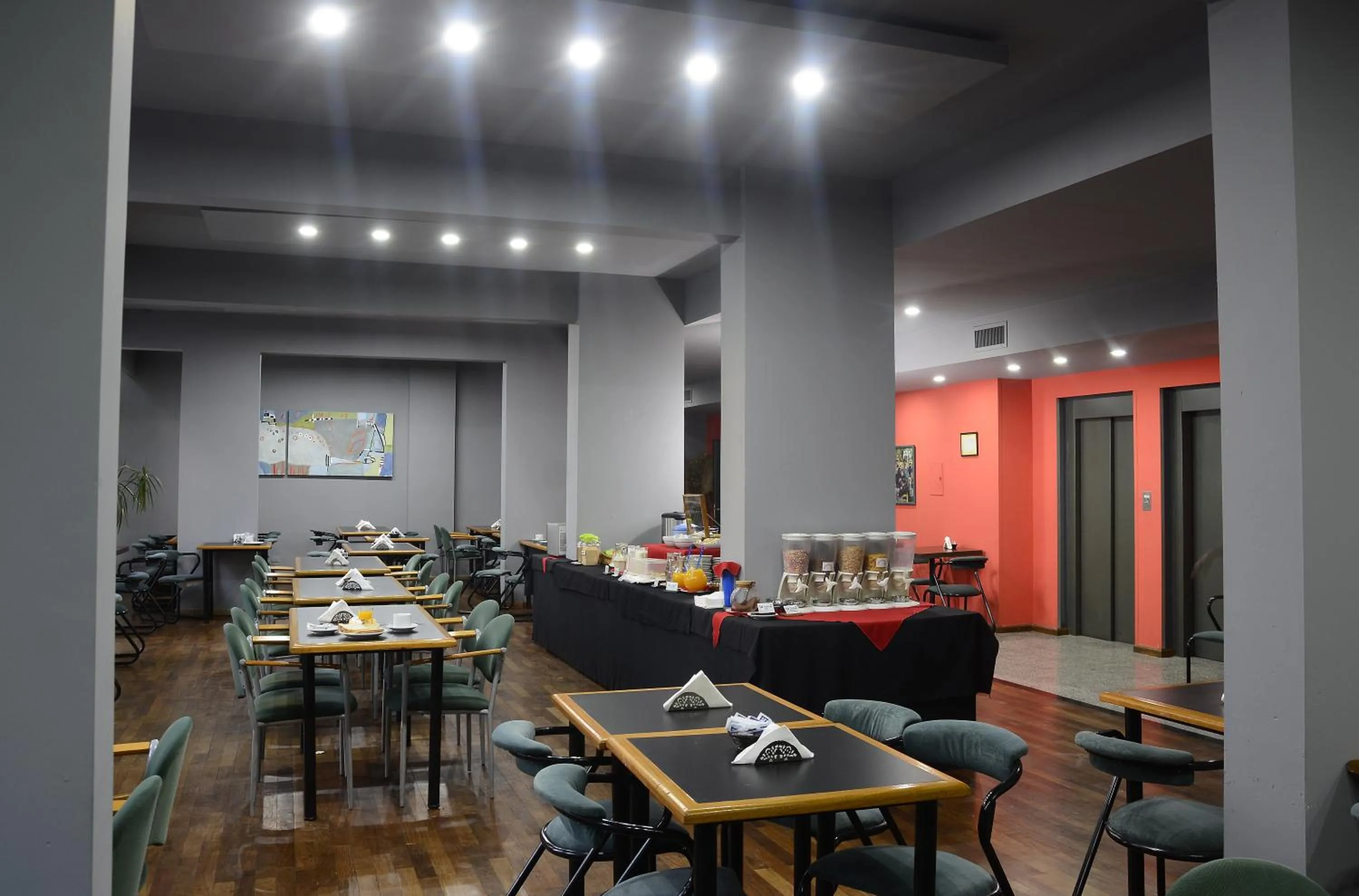 Lounge or bar in Apart Hotel Alvear